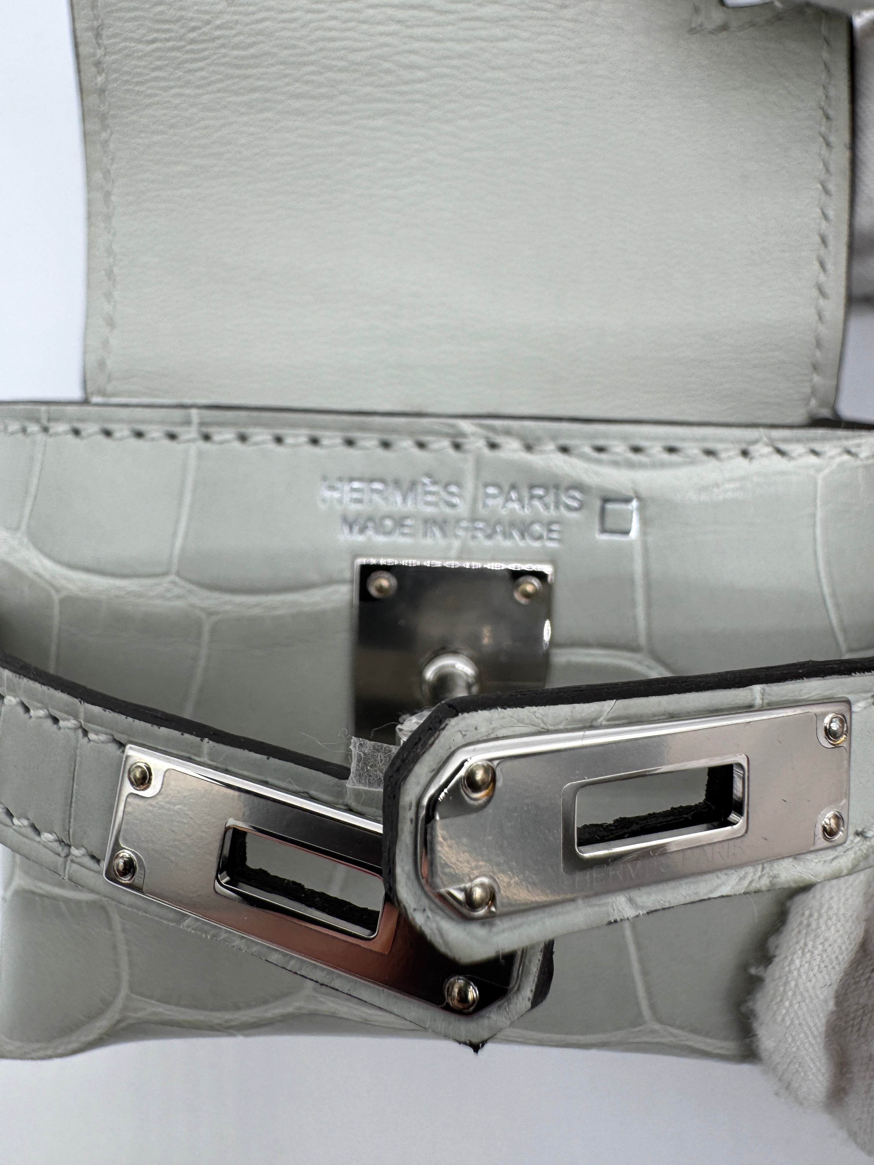Hermès Kellyfestival charm Alligator Missi Mat Palladium Hardware