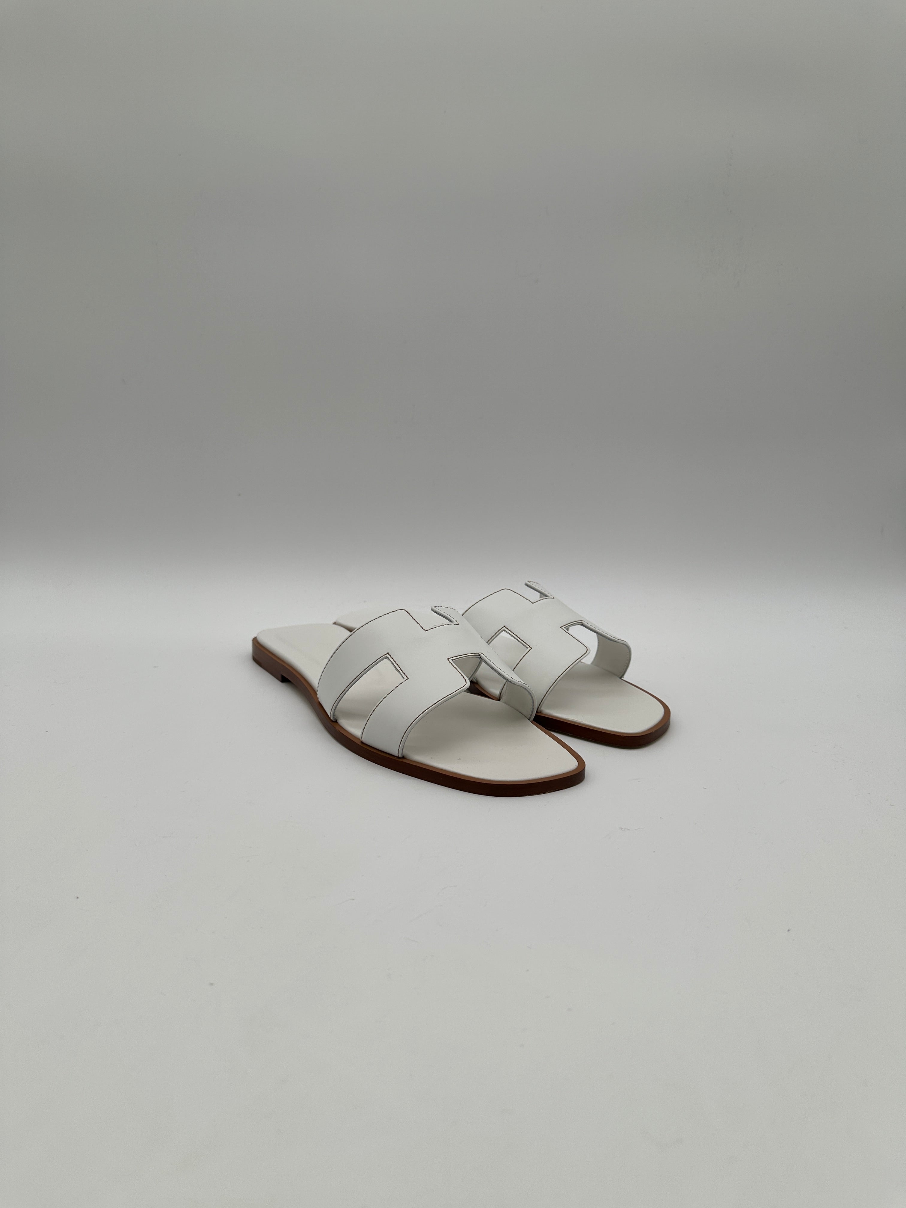 Hermès Oran Sandal Veau Box Blanc