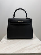 Hermès Kelly 25 Black Epsom Palladium Hardware