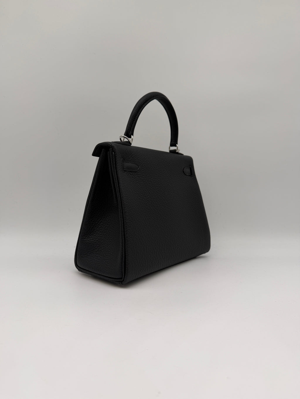 Hermès Kelly 25 Black Togo Palladium Hardware
