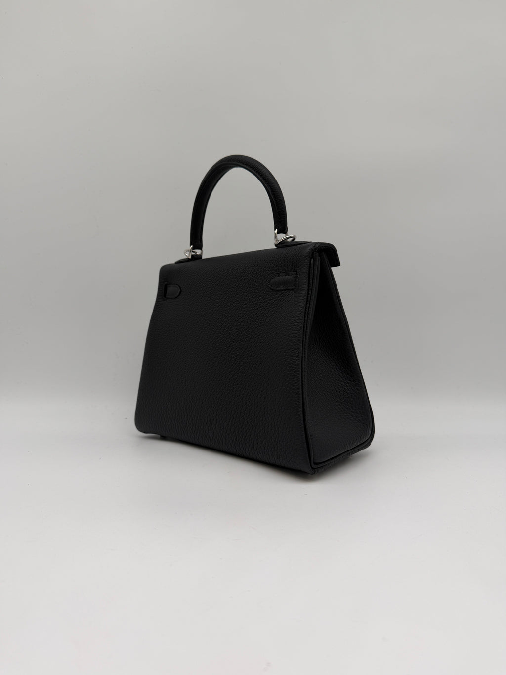 Hermès Kelly 25 Black Togo Palladium Hardware