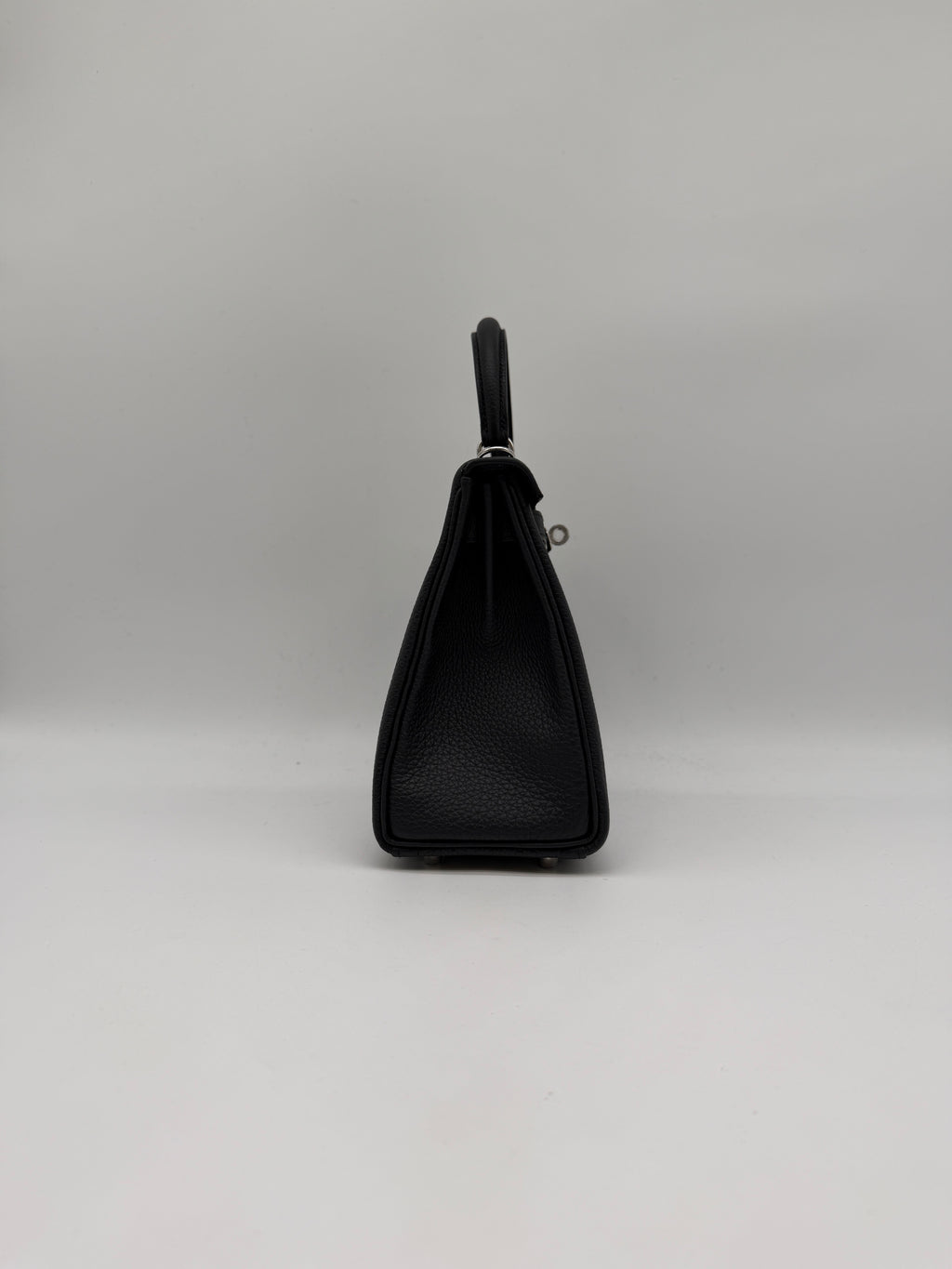 Hermès Kelly 25 Black Togo Palladium Hardware