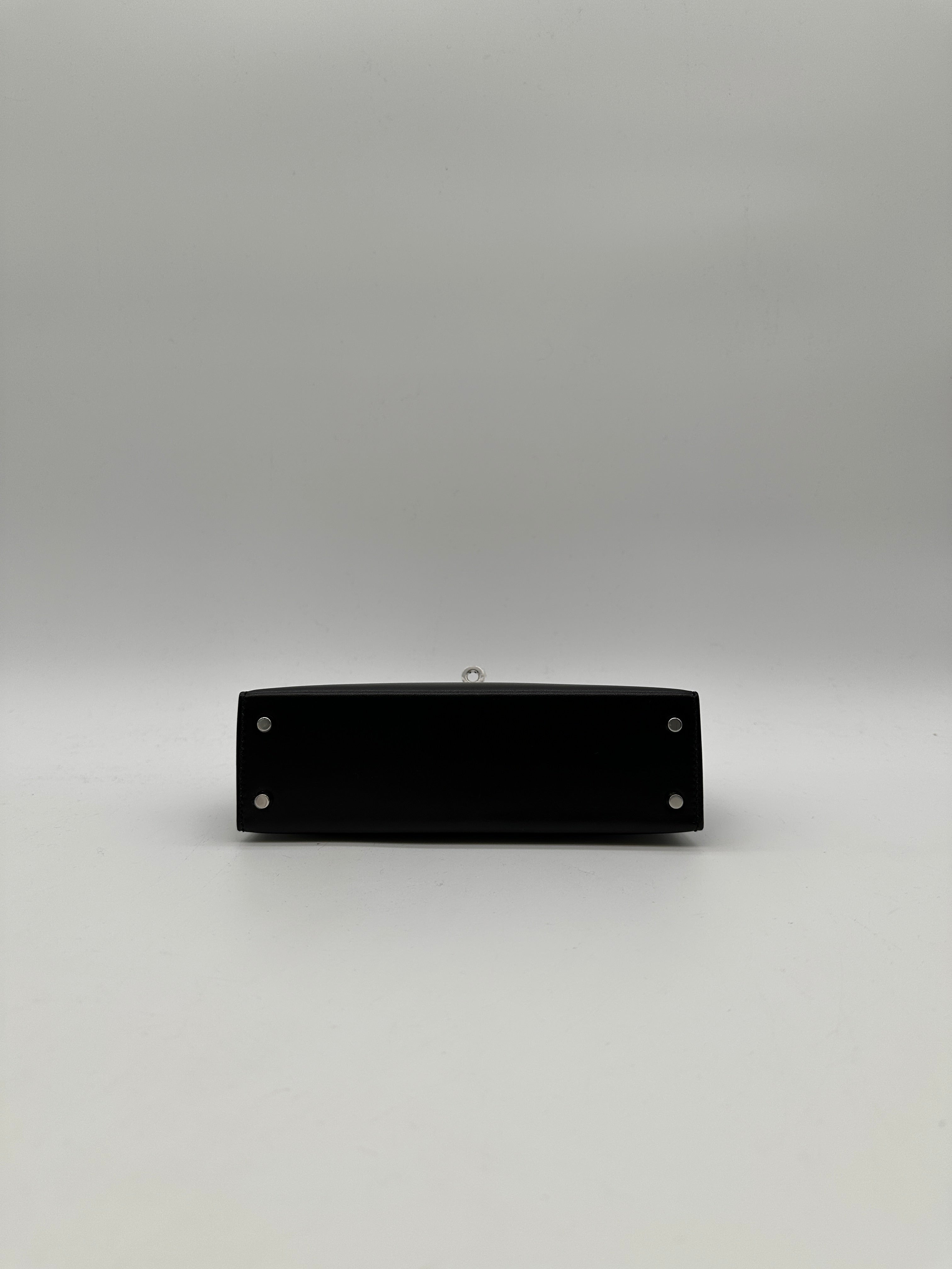 Hermès Mini Kelly Black Box LeatherPalladium Hardware