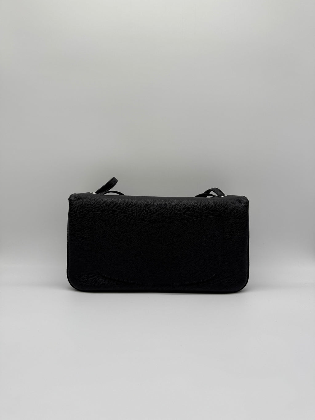 Chanel Maxi Black 32cm Silver-tone Hardweae