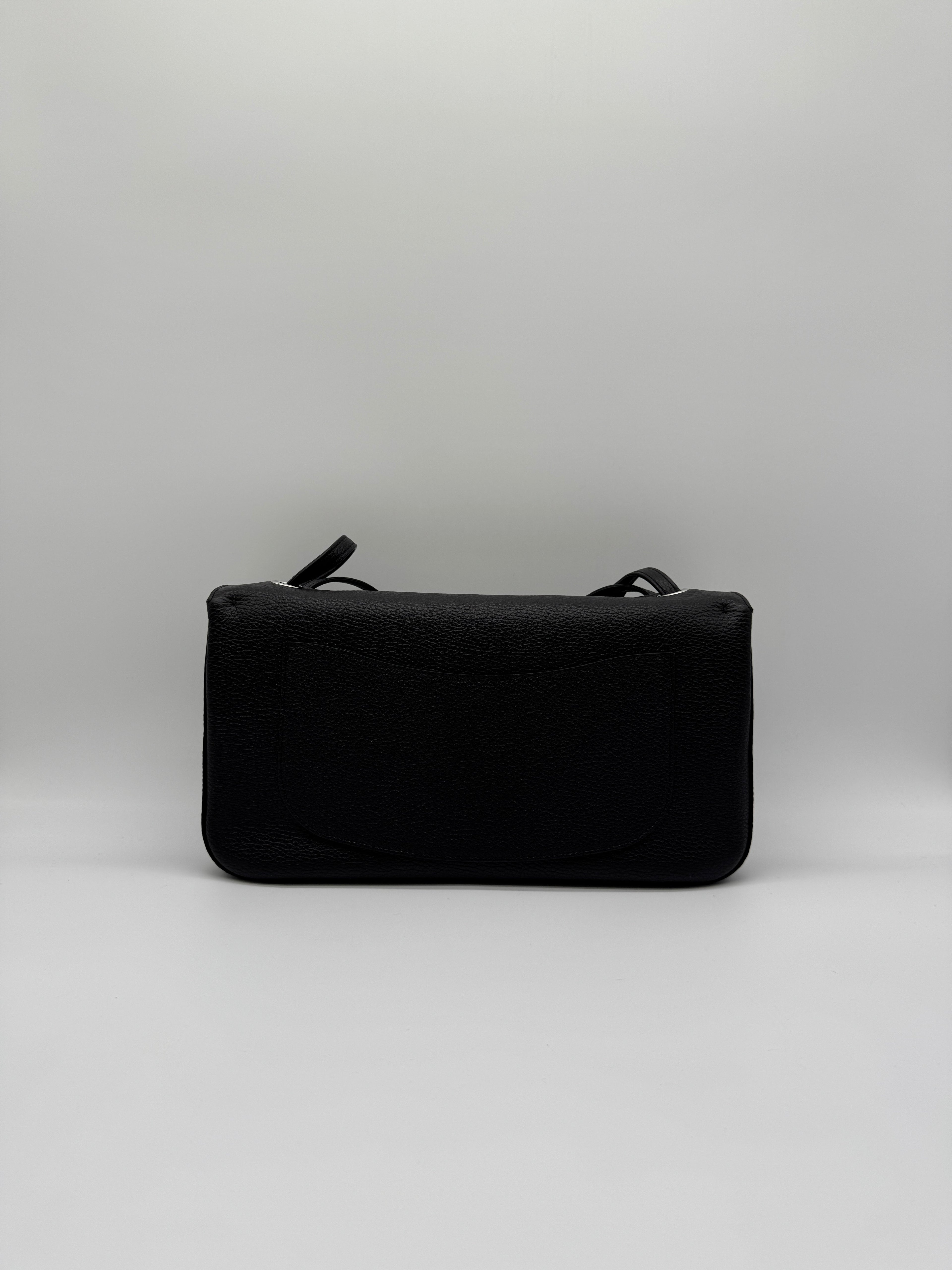 Chanel Maxi Black 32cm Silver-tone Hardweae