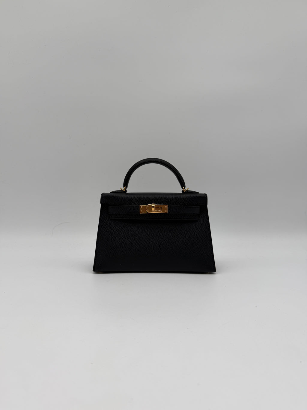 Hermès Mini Kelly Black Gold Hardware