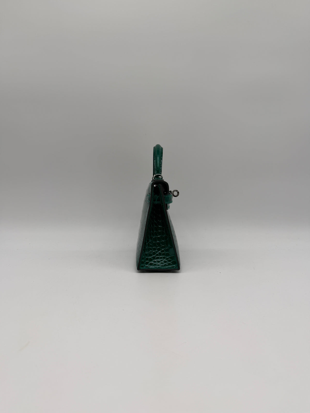 Hermès Mini Kelly Vert Emeraude Shiny Alligator G 2026