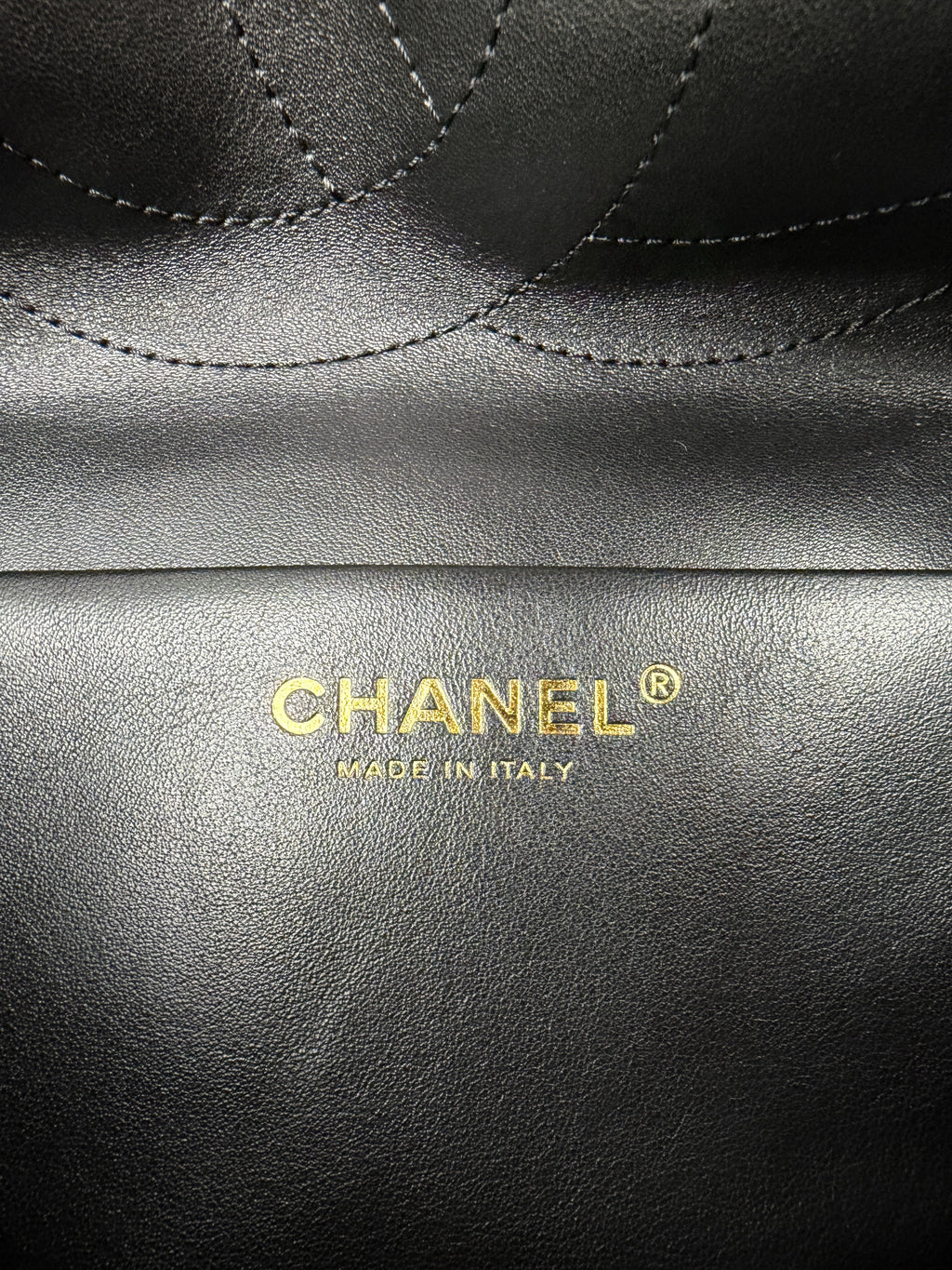 Chanel Maxi 32 Leopard Gold-Tone Metal