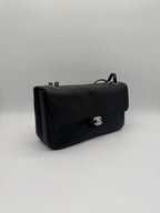Chanel Maxi Black 32cm Silver-tone Hardweae