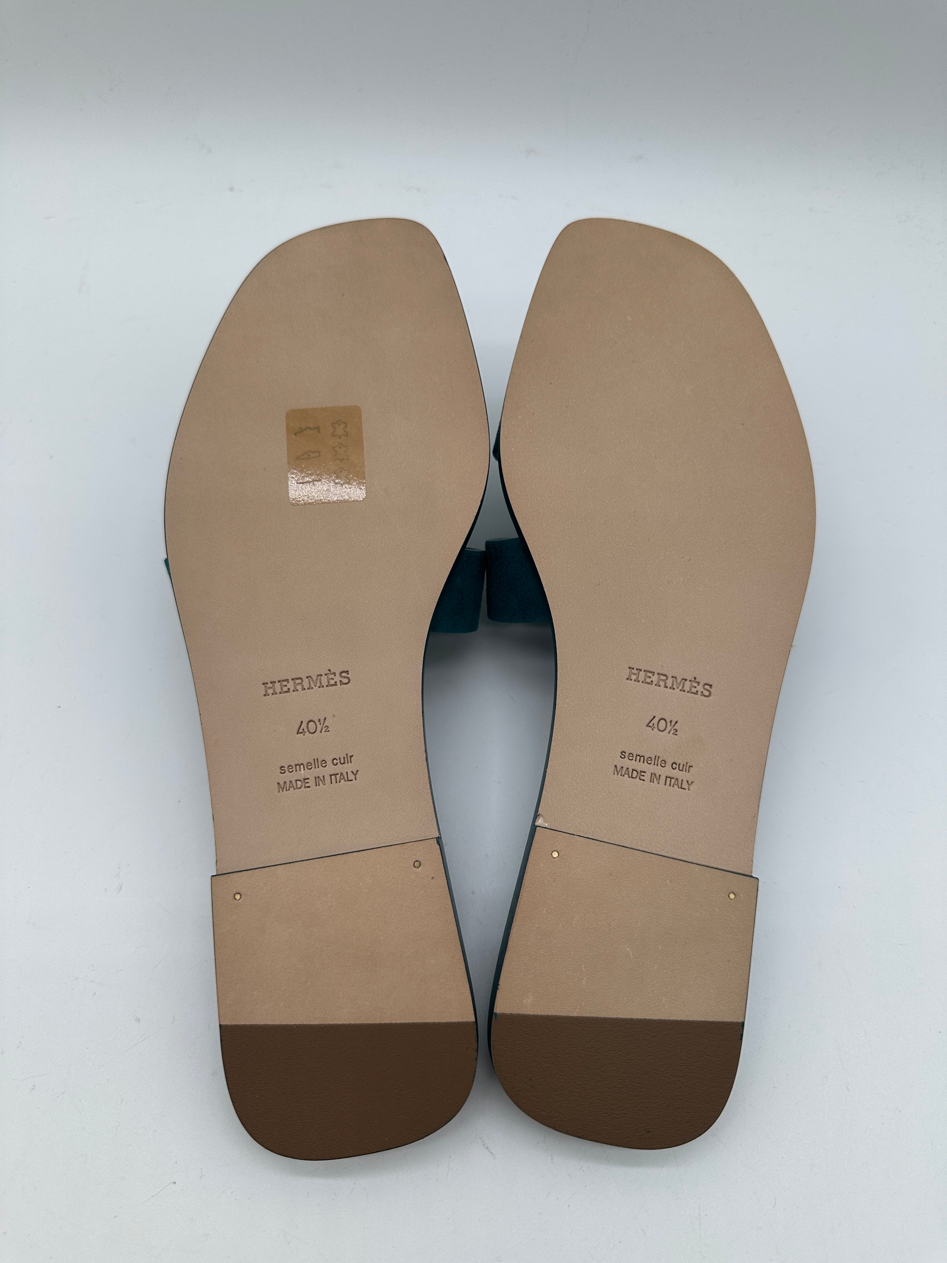 Hermès Oran Sandal Vert