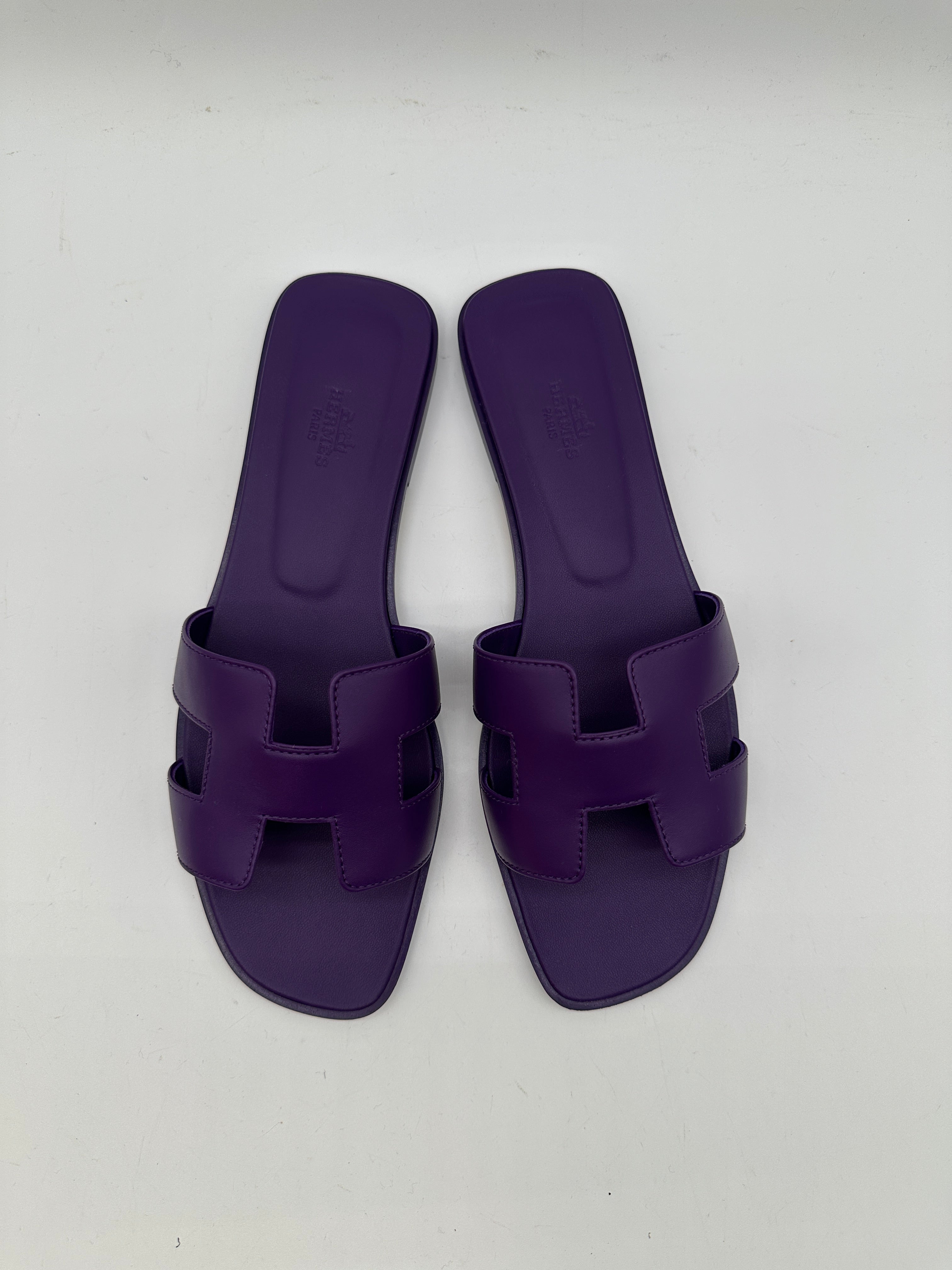 Hermès Oran Sandal Violet