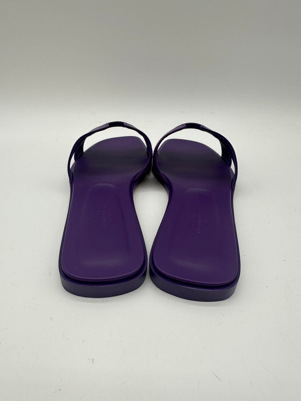 Hermès Oran Sandal Violet