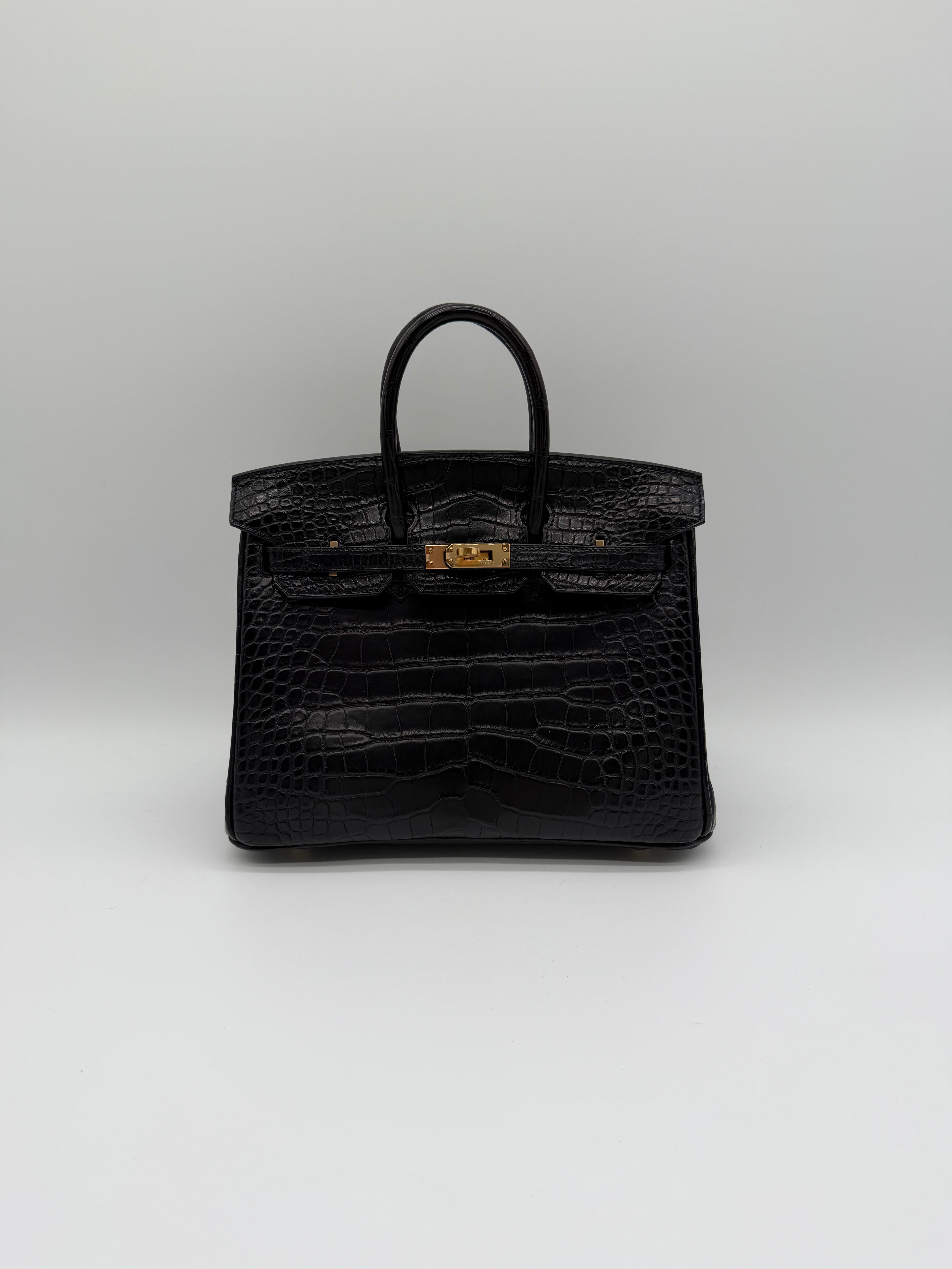 Hermès Birkin 25 Black Matt Alligator Noir Gold Hardware