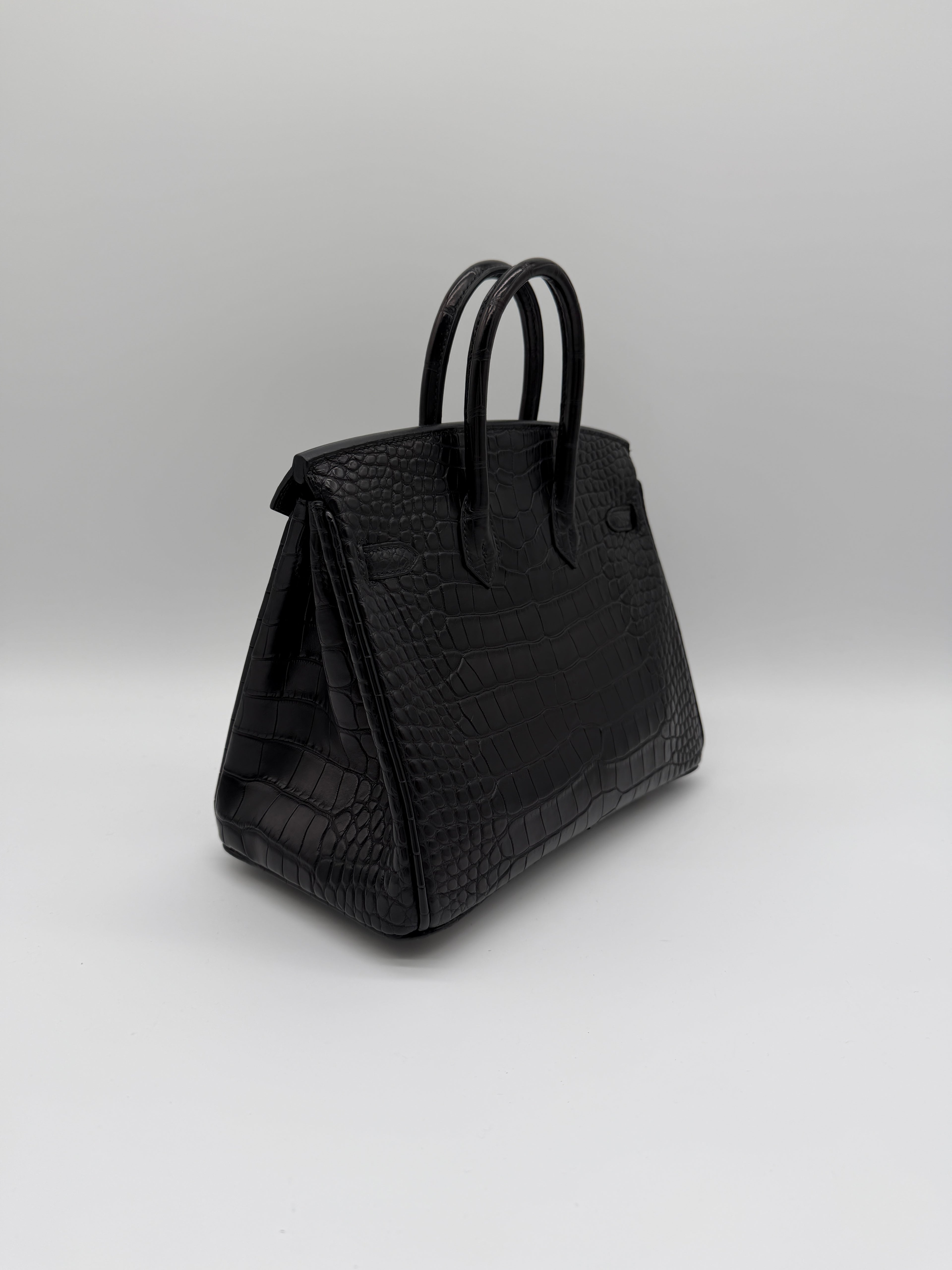 Hermès Birkin 25 Black Matt Alligator Noir Gold Hardware
