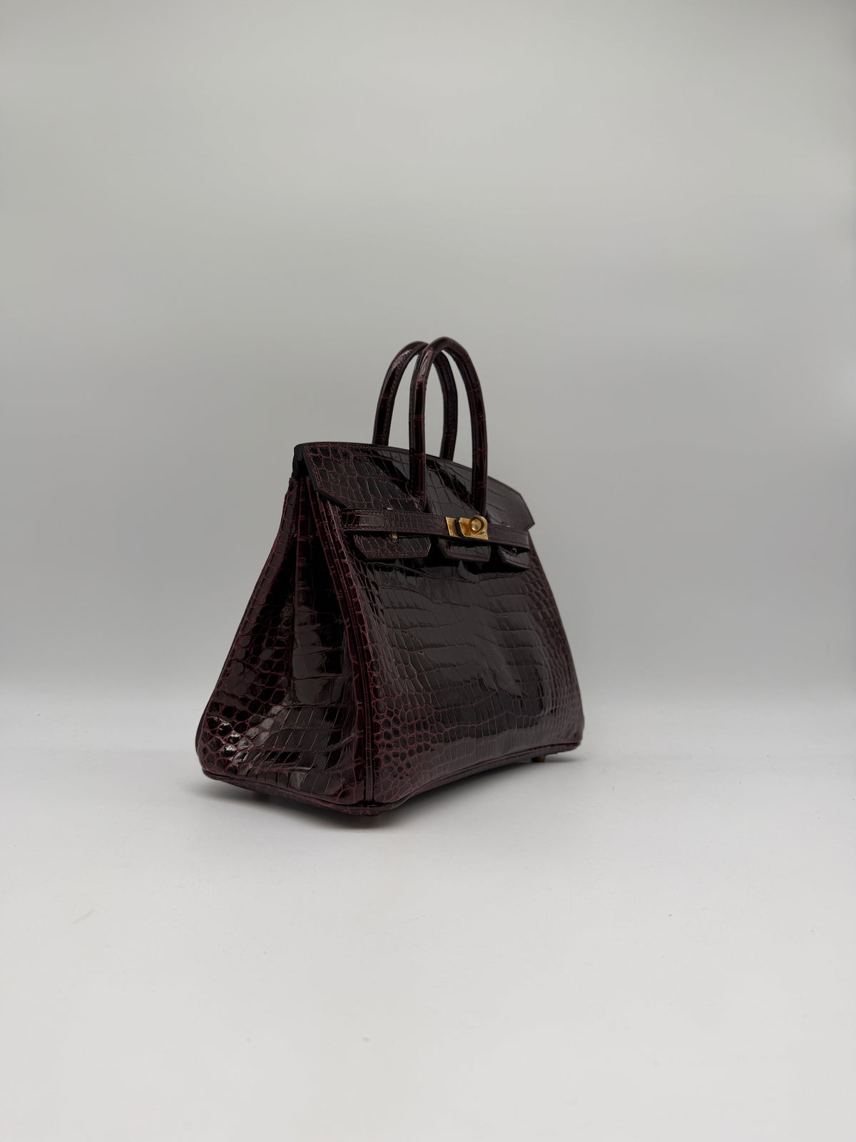 Hermès Birkin 25 Bordeaux Shiny Porosus Gold Hardware