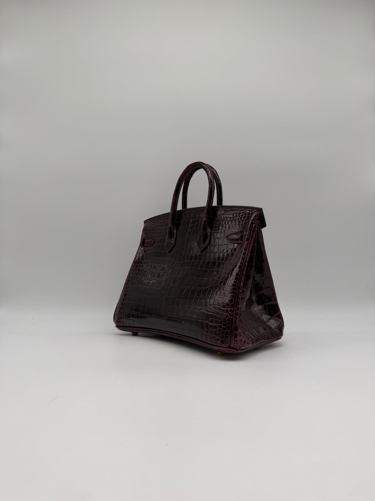 Hermès Birkin 25 Bordeaux Shiny Porosus Gold Hardware