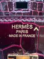 Hermès Birkin 25 Bordeaux Shiny Porosus Gold Hardware