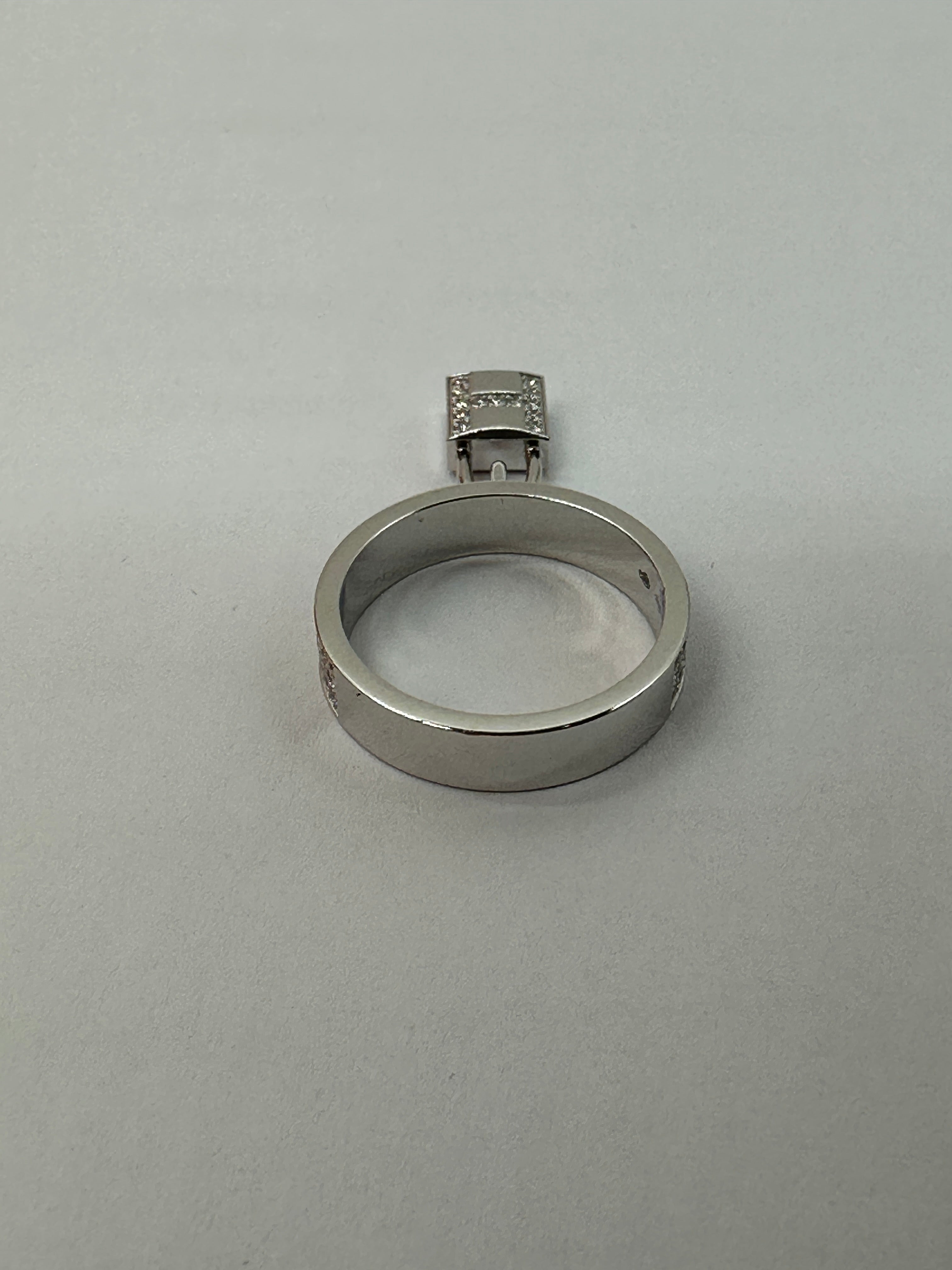 Hermès Kelly Cadenas Ring, Medium Model 114D 0.63ct