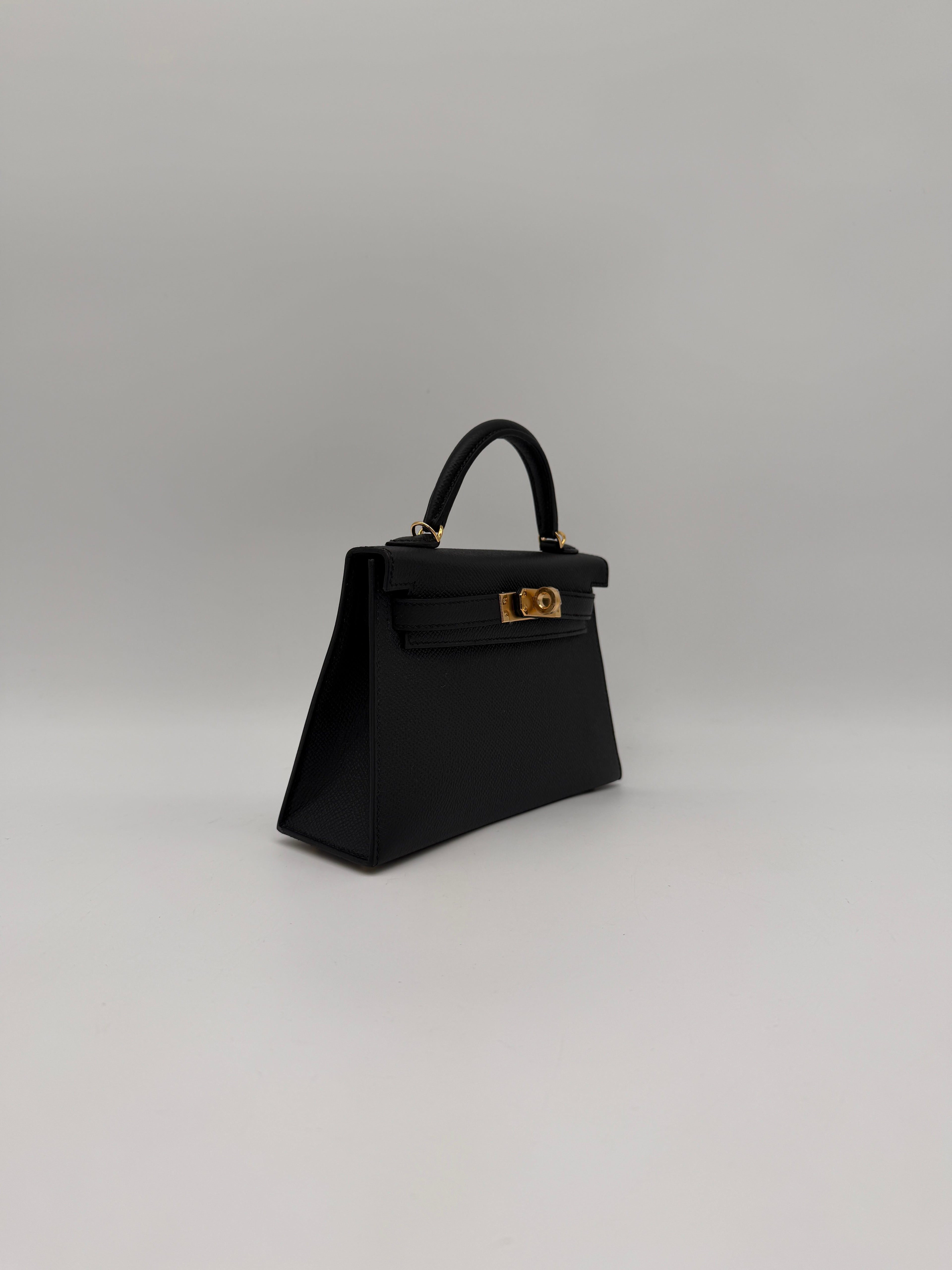 Hermès Mini Kelly Black Epsom Gold Hardware