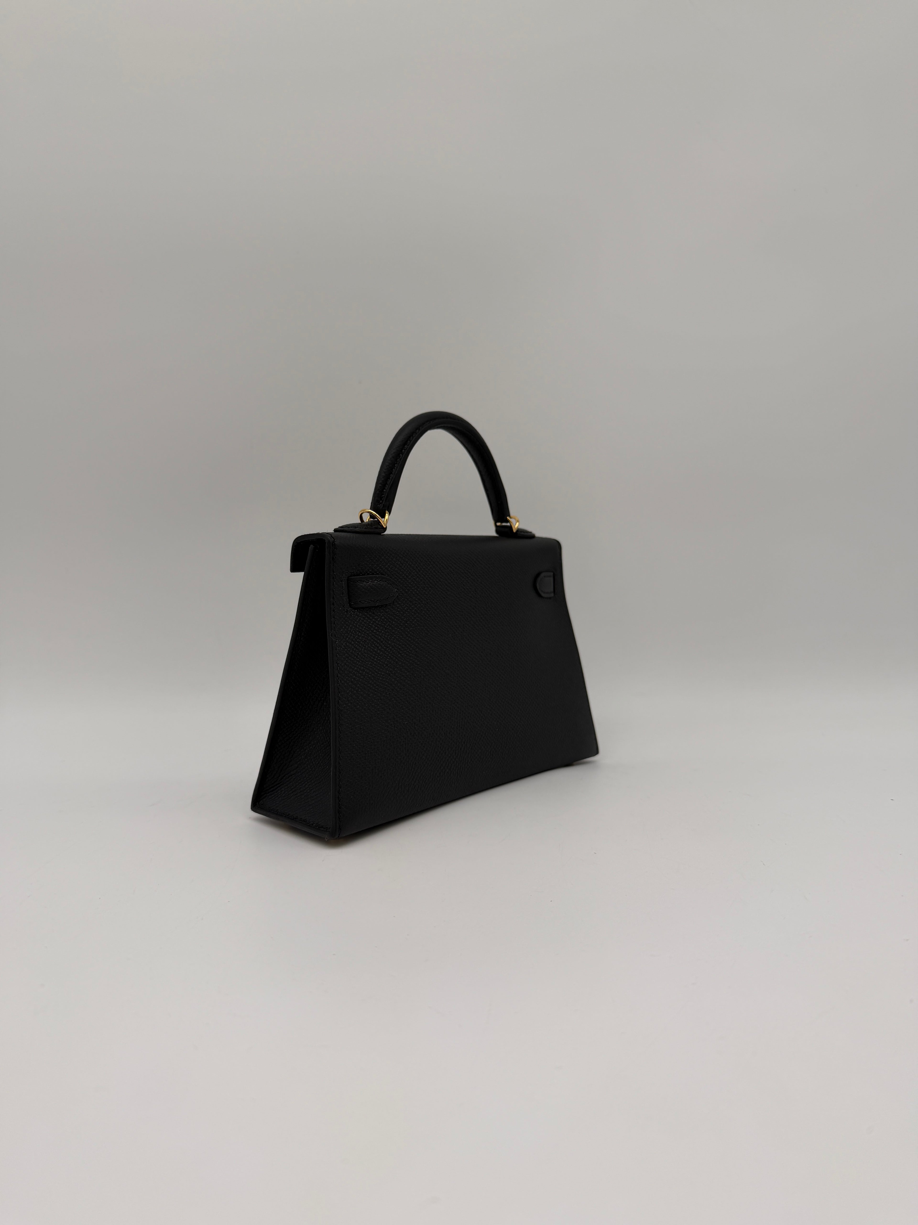 Hermès Mini Kelly Black Epsom Gold Hardware