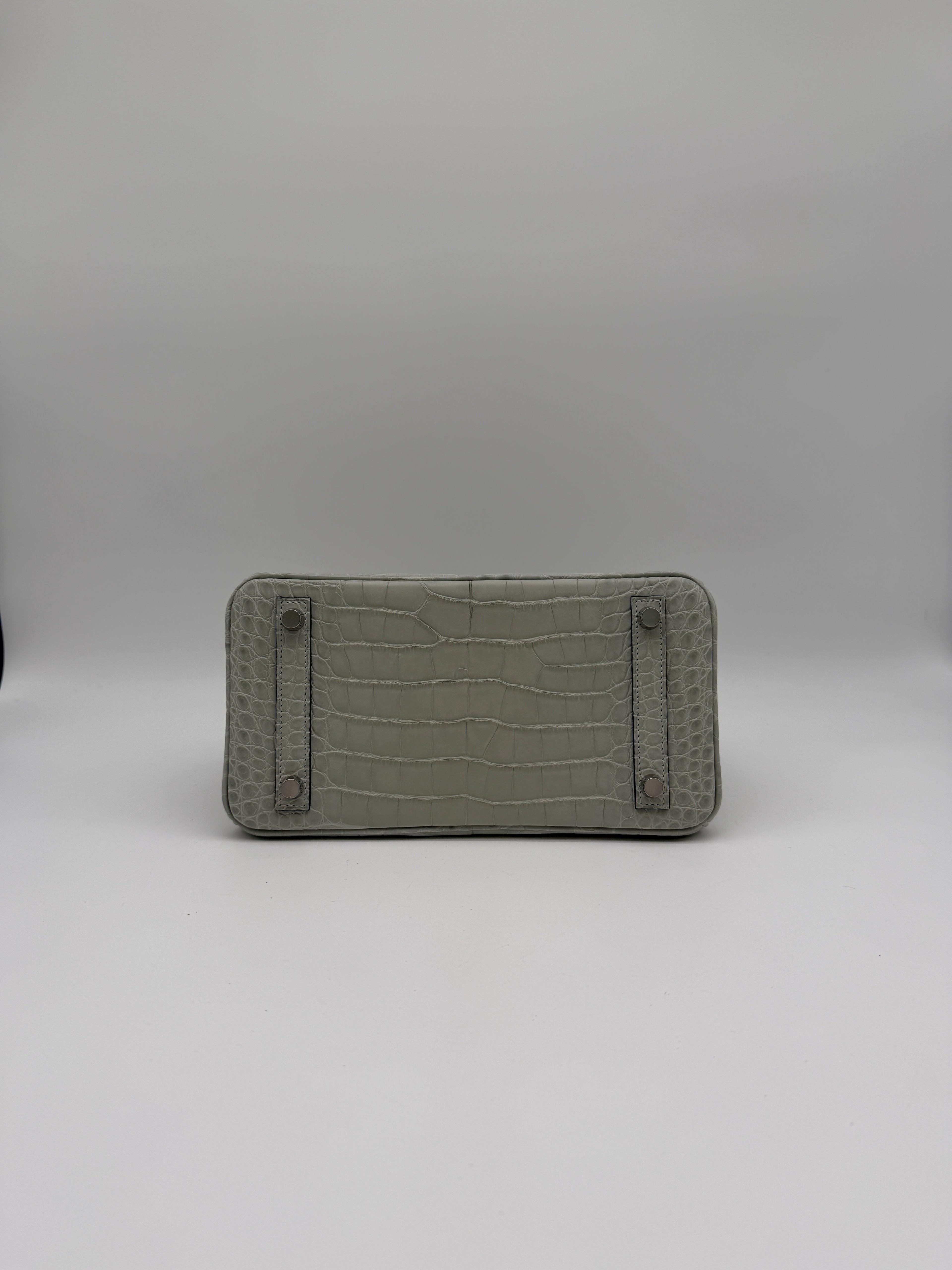 Hermès Birkin 25 Gris Neve Matt Alligator Palladium Hardware