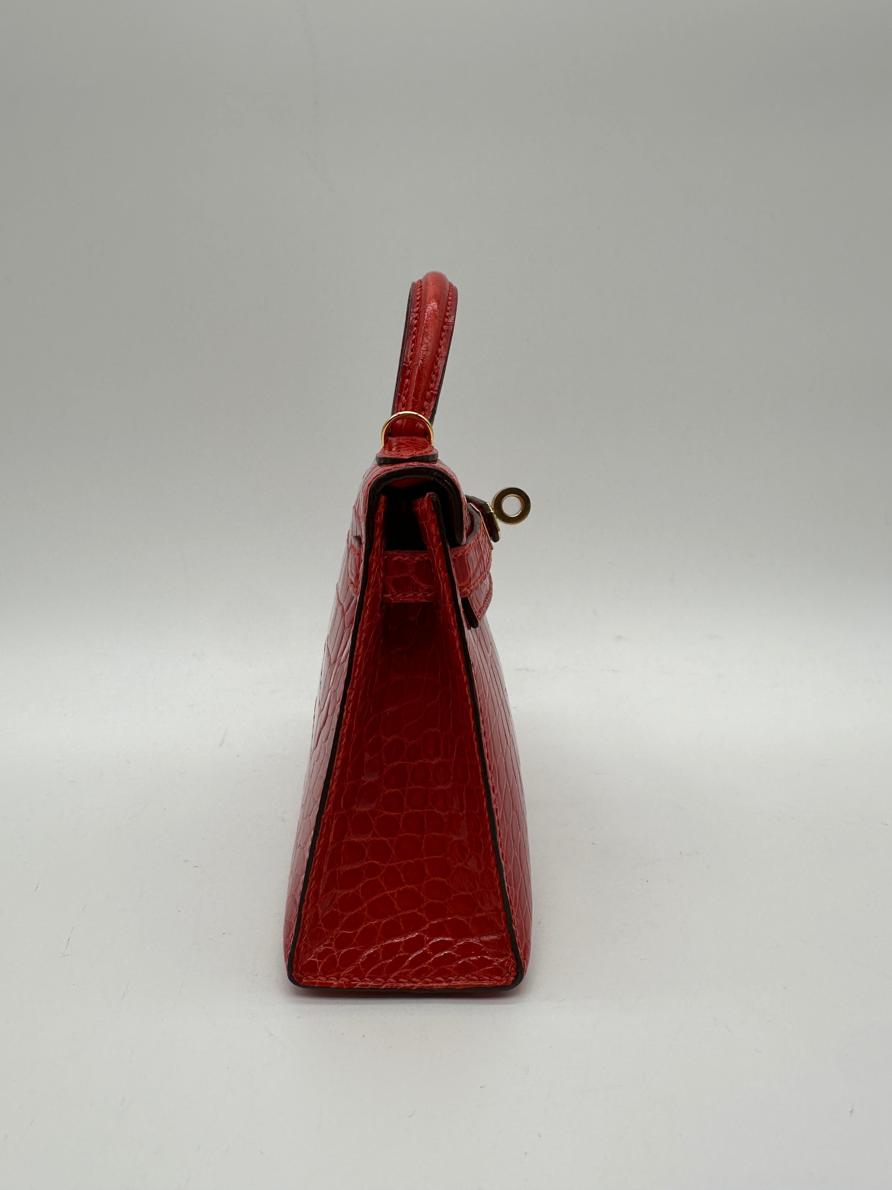 Hermès Mini Kelly Geranium Shiny Alligator Gold Hardware