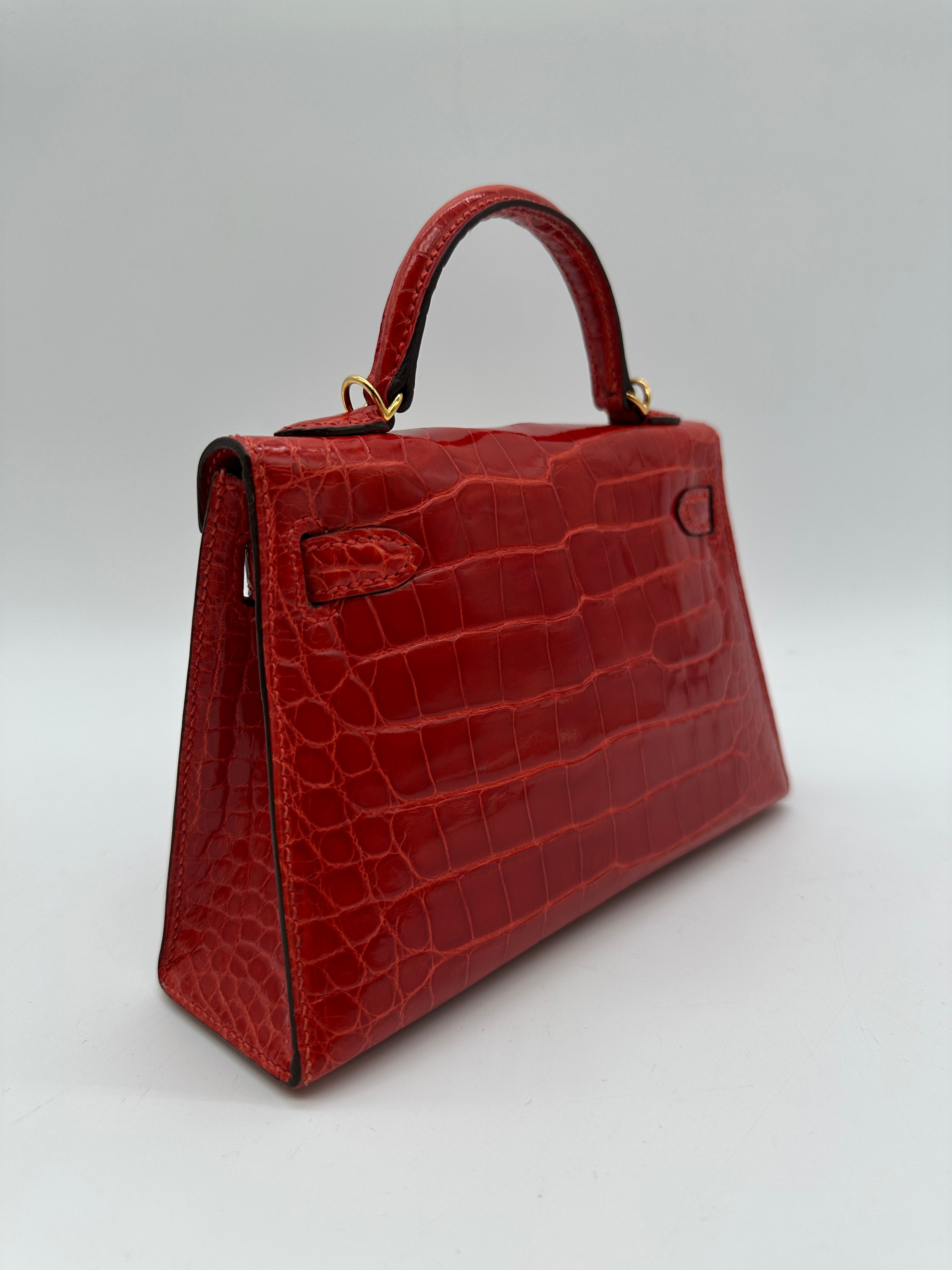 Hermès Mini Kelly Geranium Shiny Alligator Gold Hardware