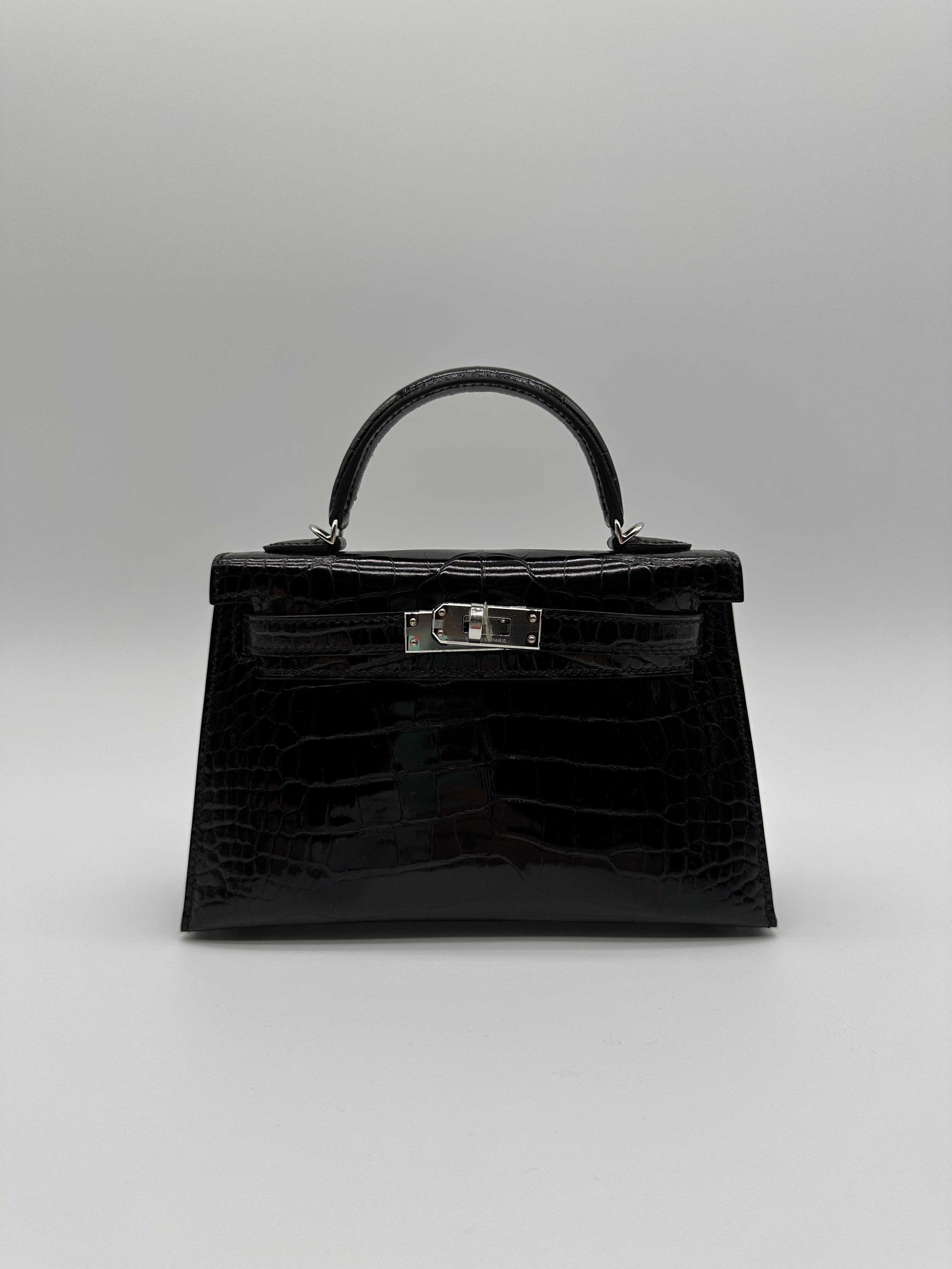 Hermès Mini Kelly Black Shiny Alligator Palladium Hardware