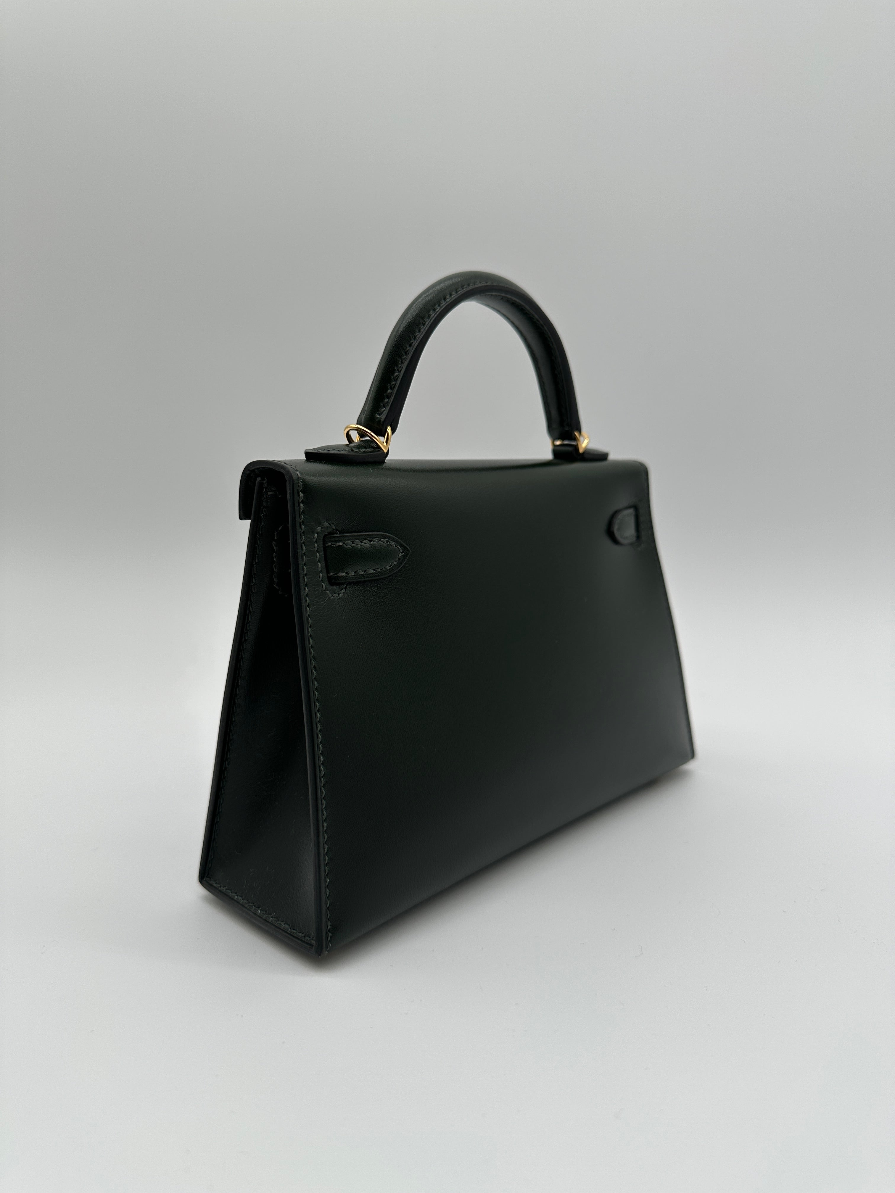 Hermès Mini Kelly Vert Fonce Box Leather Gold Hardware