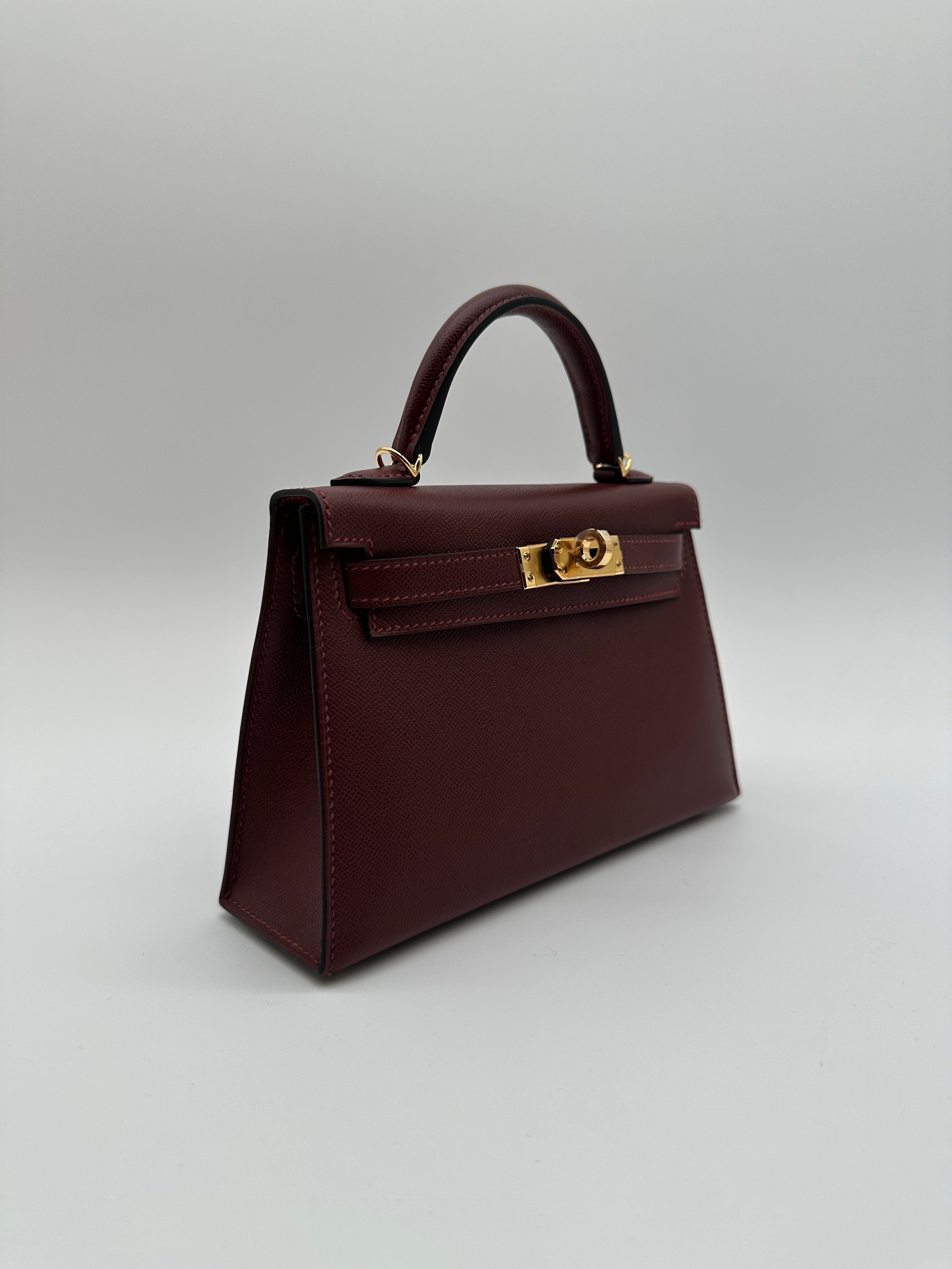 Hermès Mini Kelly Rouge H Madame Gold Hardware