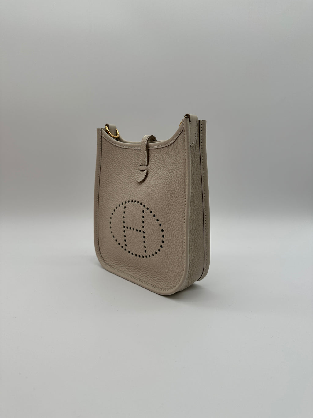 Hermès Mini Evelyne Craie Taurillon Clemence Gold Hardware