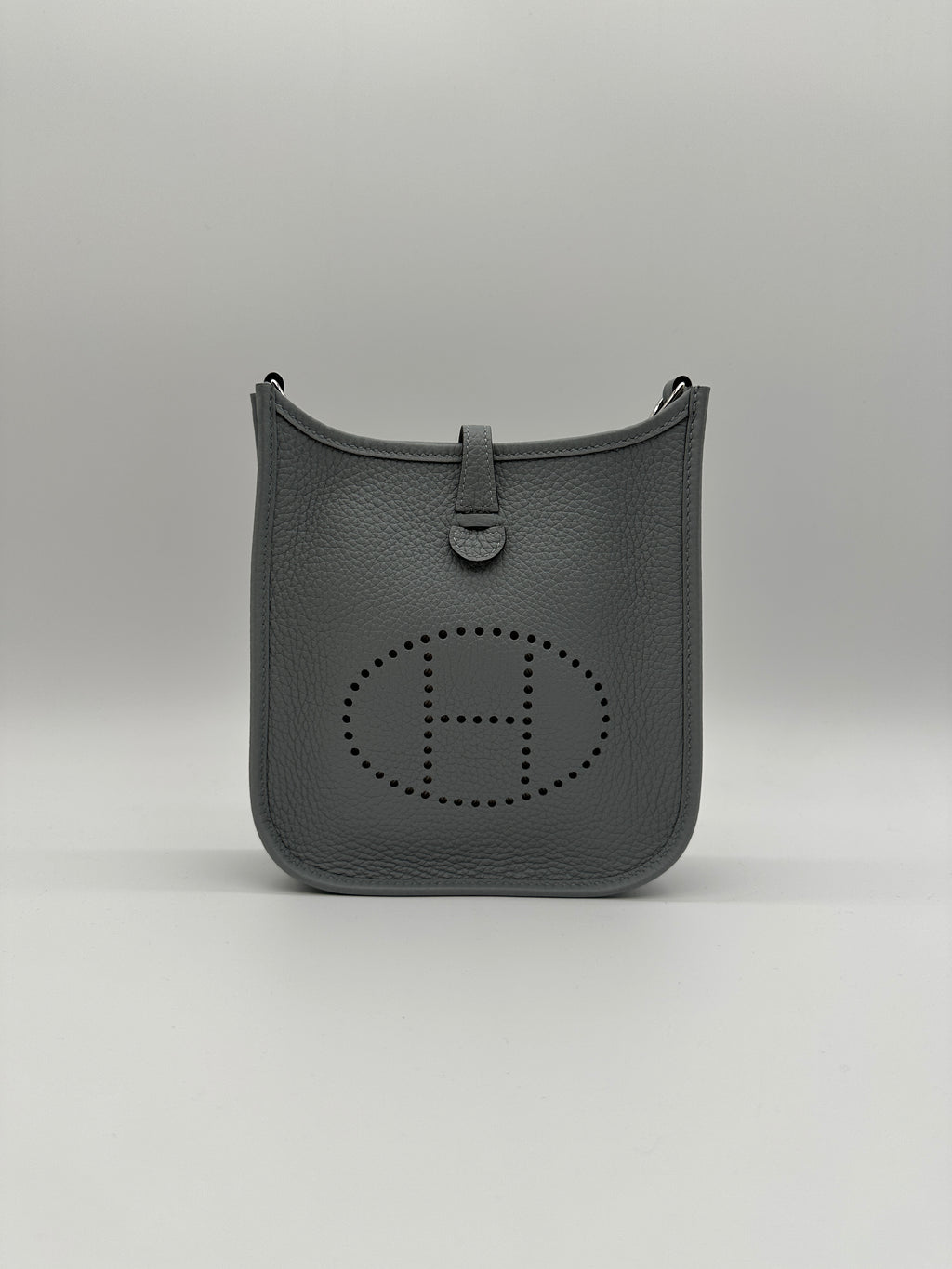 Hermès Mini Evelyne Gris Pantin Taurillon Clemence Palladium Hardware