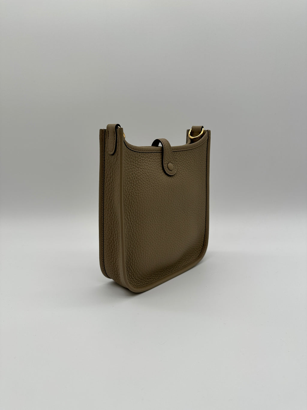 Hermès Mini Evelyne Beige Marfa Taurillon Clemence Gold Hardware