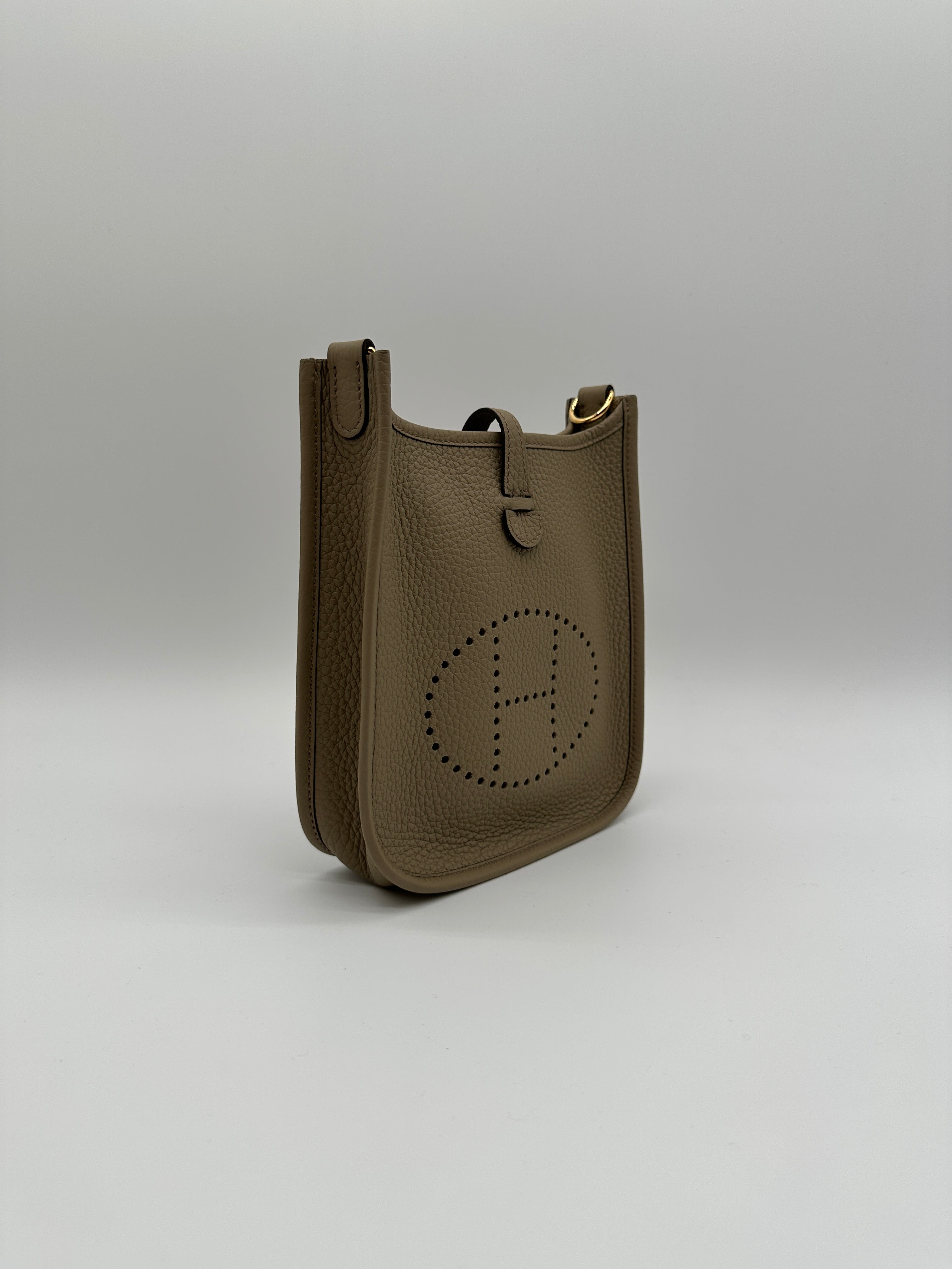 Hermès Mini Evelyne Beige Marfa Taurillon Clemence Gold Hardware