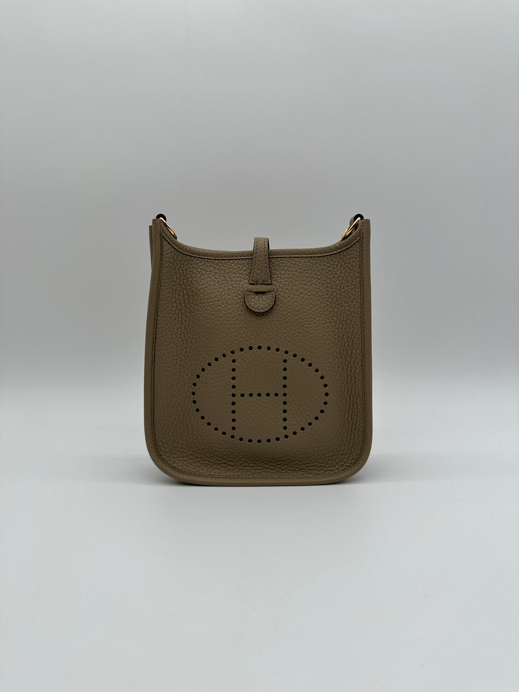 Hermès Mini Evelyne Beige Marfa Taurillon Clemence Gold Hardware
