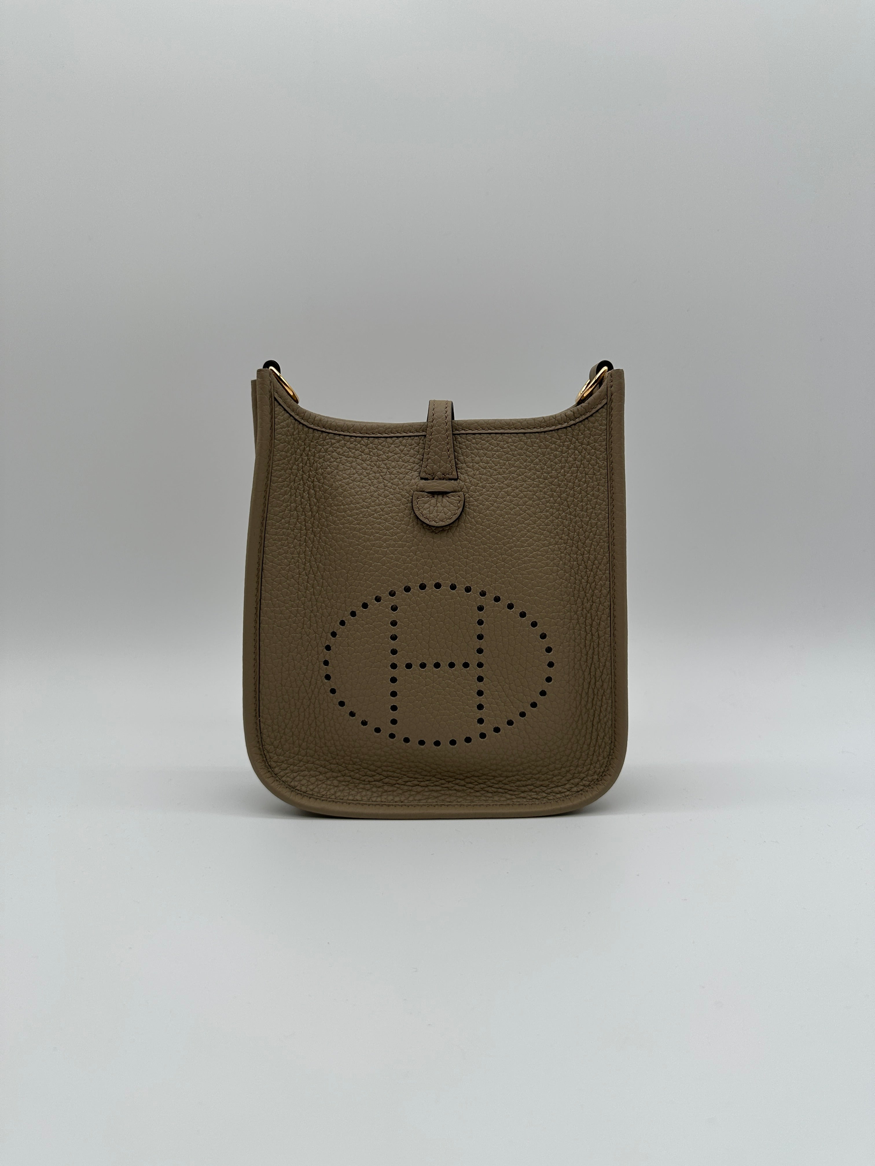 Hermès Mini Evelyne Beige Marfa Taurillon Clemence Gold Hardware