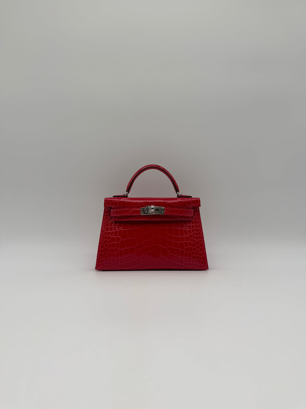 Hermès Mini Kelly Rouge De Coeur Shiny Alligator Palladium Hardware