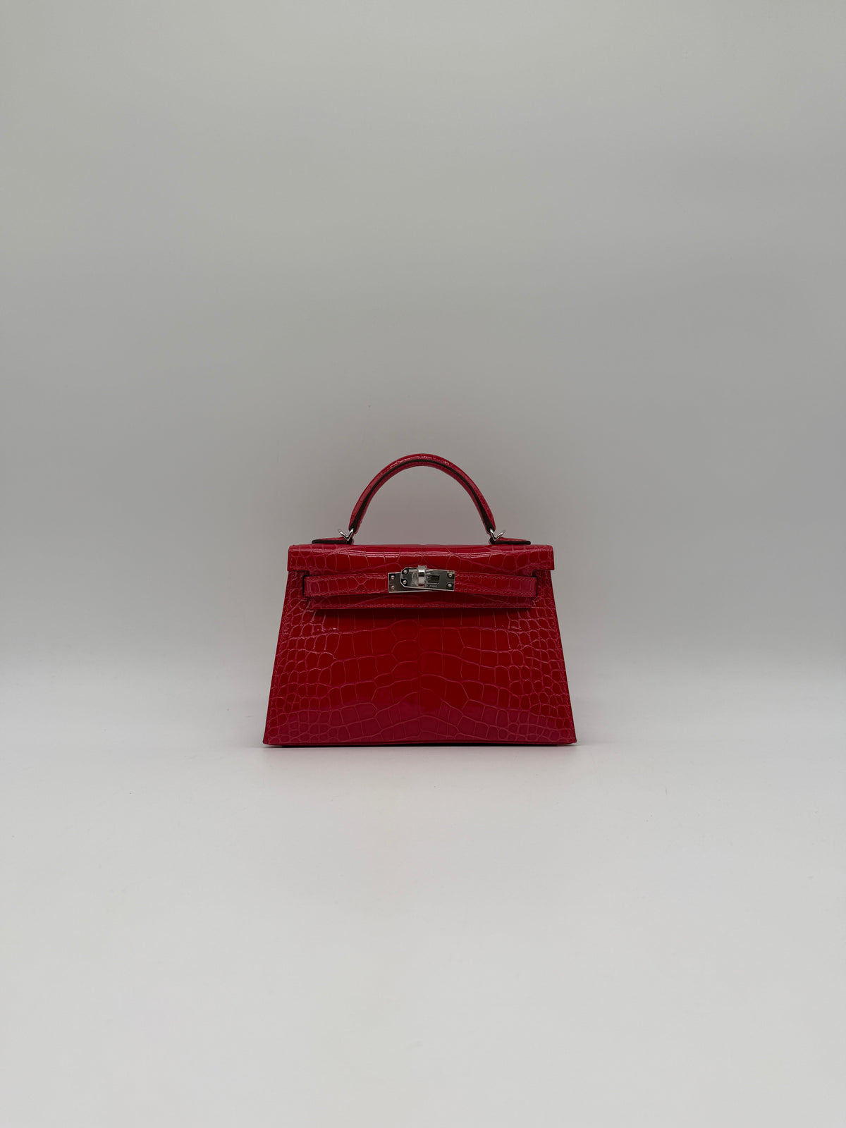 Hermès Mini Kelly Rouge De Coeur Shiny Alligator Palladium Hardware