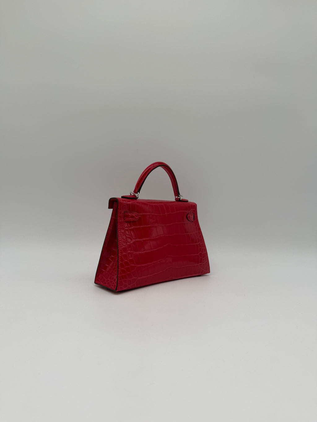 Hermès Mini Kelly Rouge De Coeur Shiny Alligator Palladium Hardware