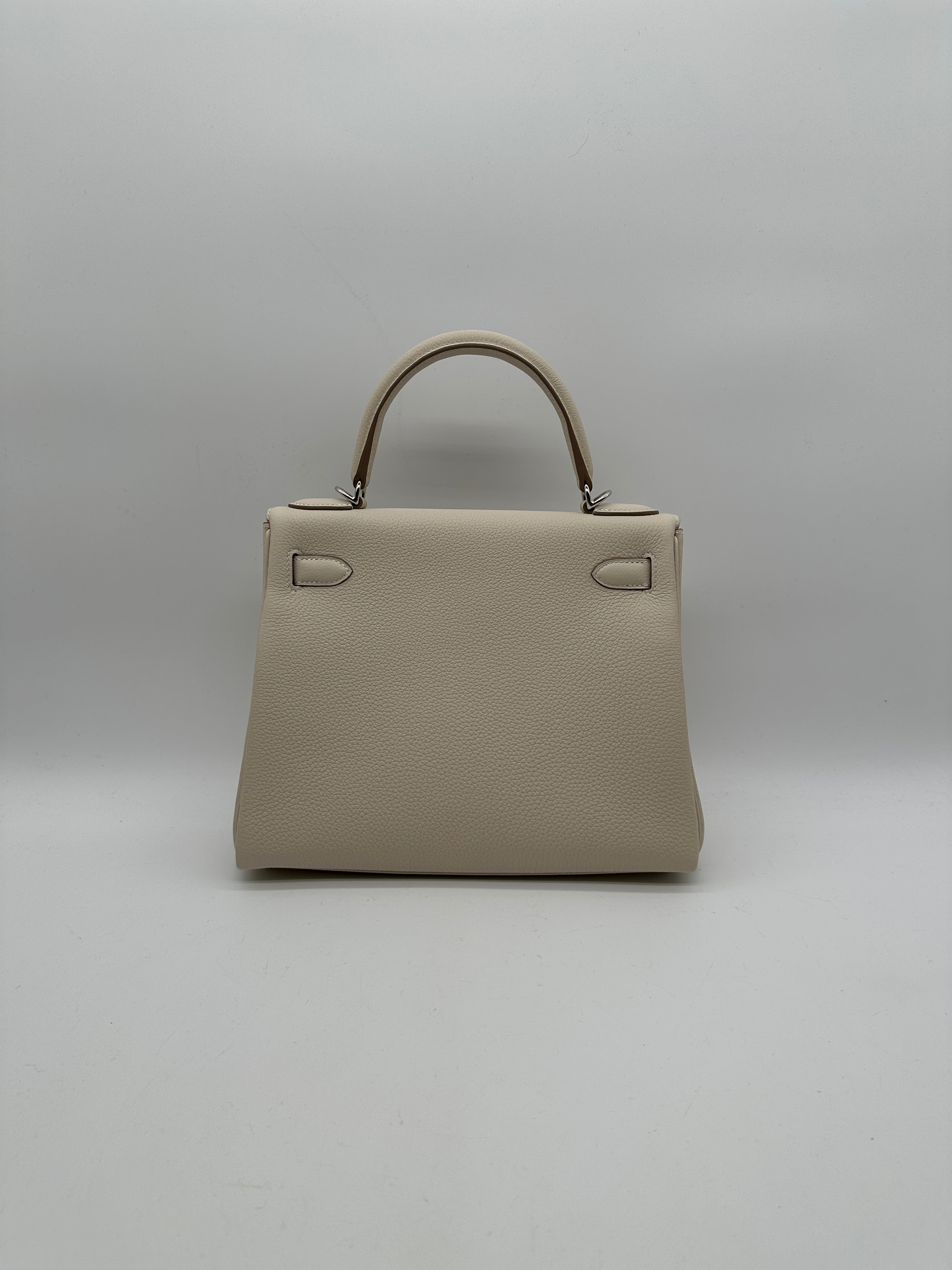 Hermès Kelly 28 Craie Togo Palladium Hardware