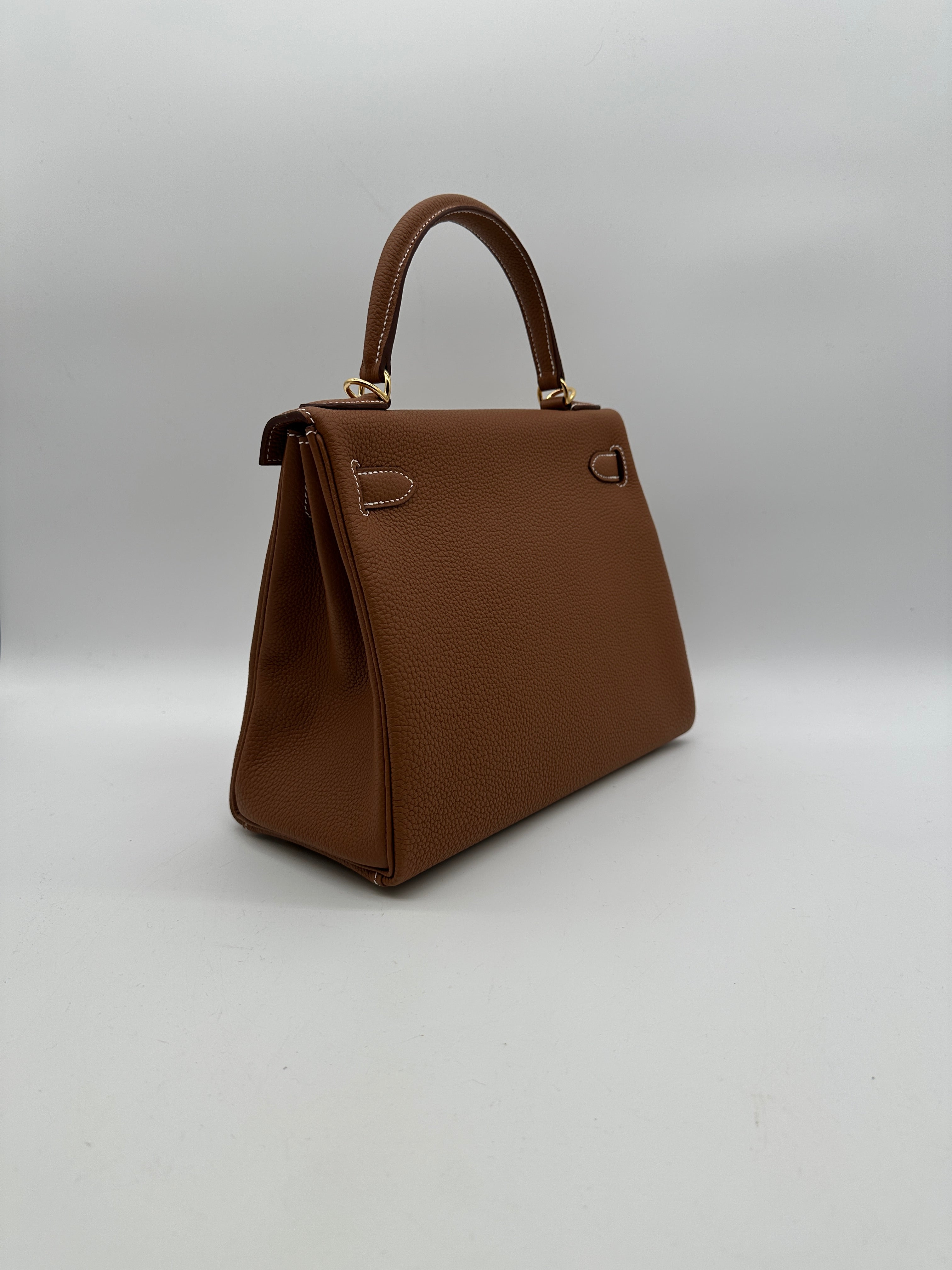 Hermès Kelly 28 Gold Togo Gold Hardware