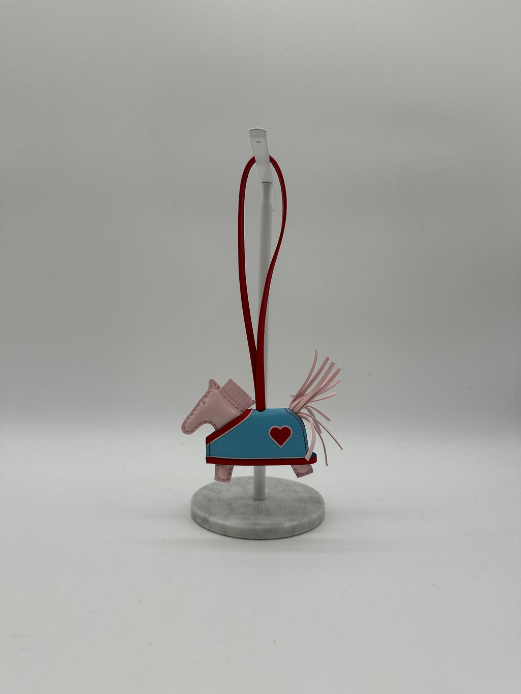 Hermès Rodeo Robeo Cœur Charm PM darling rose/ radiant red/ celestial/ darling rose
