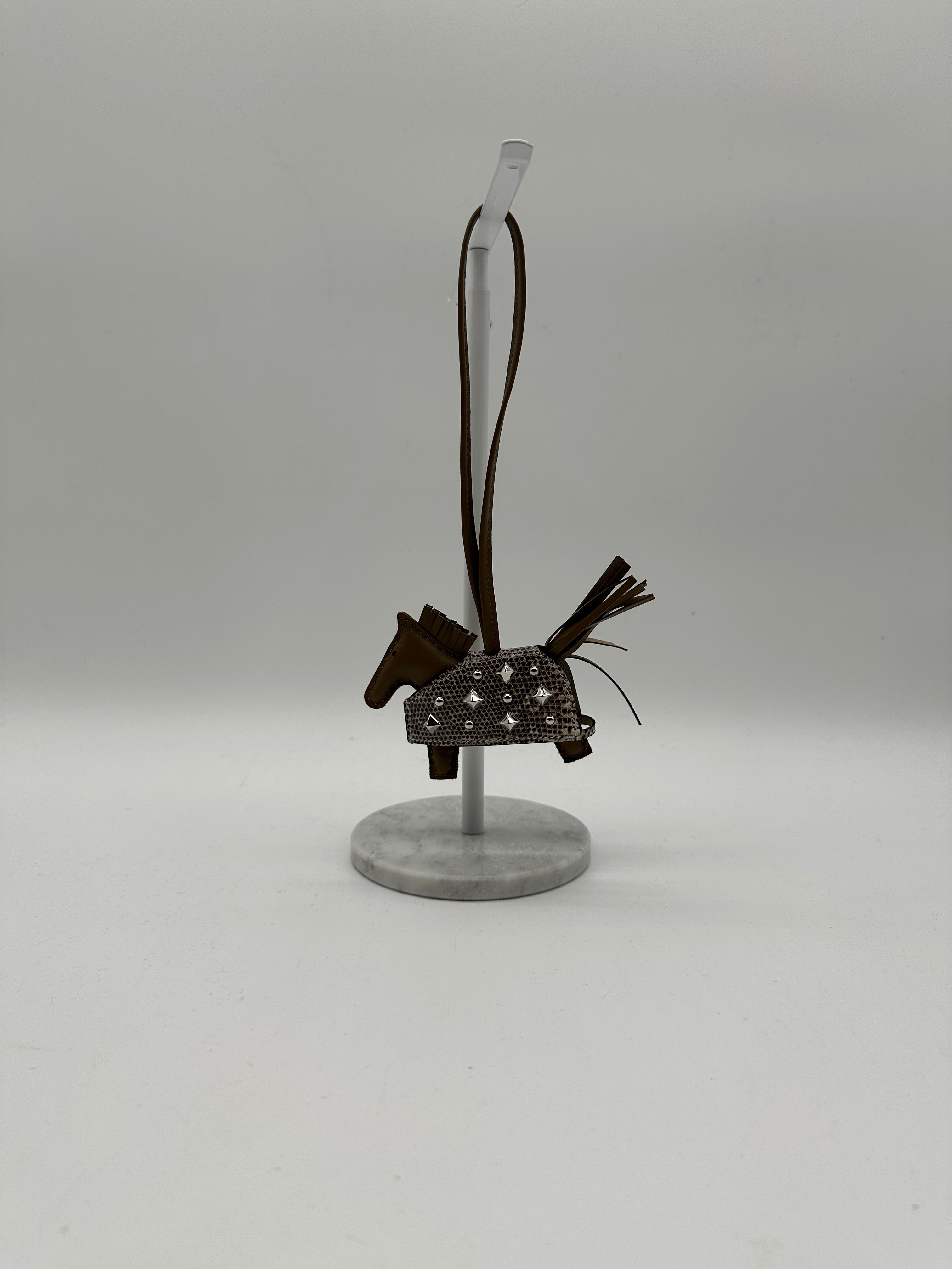 Hermès Rodeo Robeo Rock charm PM Milo/Lizard Etoupe/Ombre