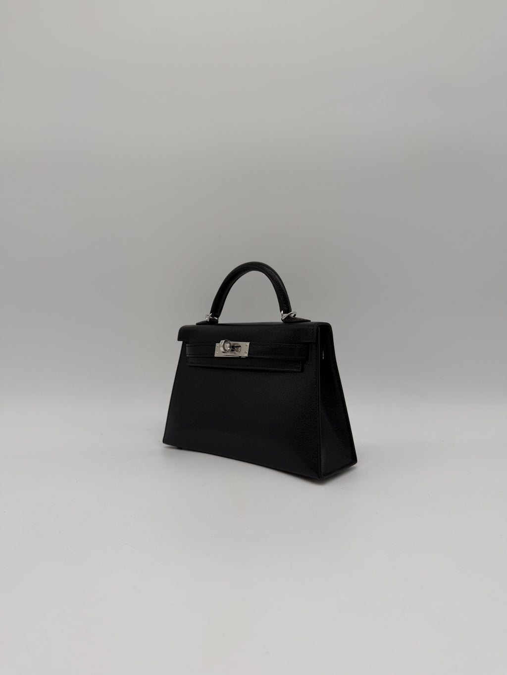 Hermès Mini Kelly Clou de coeur Black Chevre Palladium Hardware