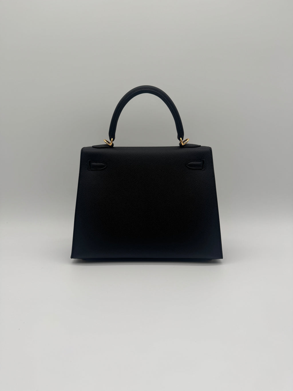 Hermès Kelly 25 Black Epsom Gold Hardware