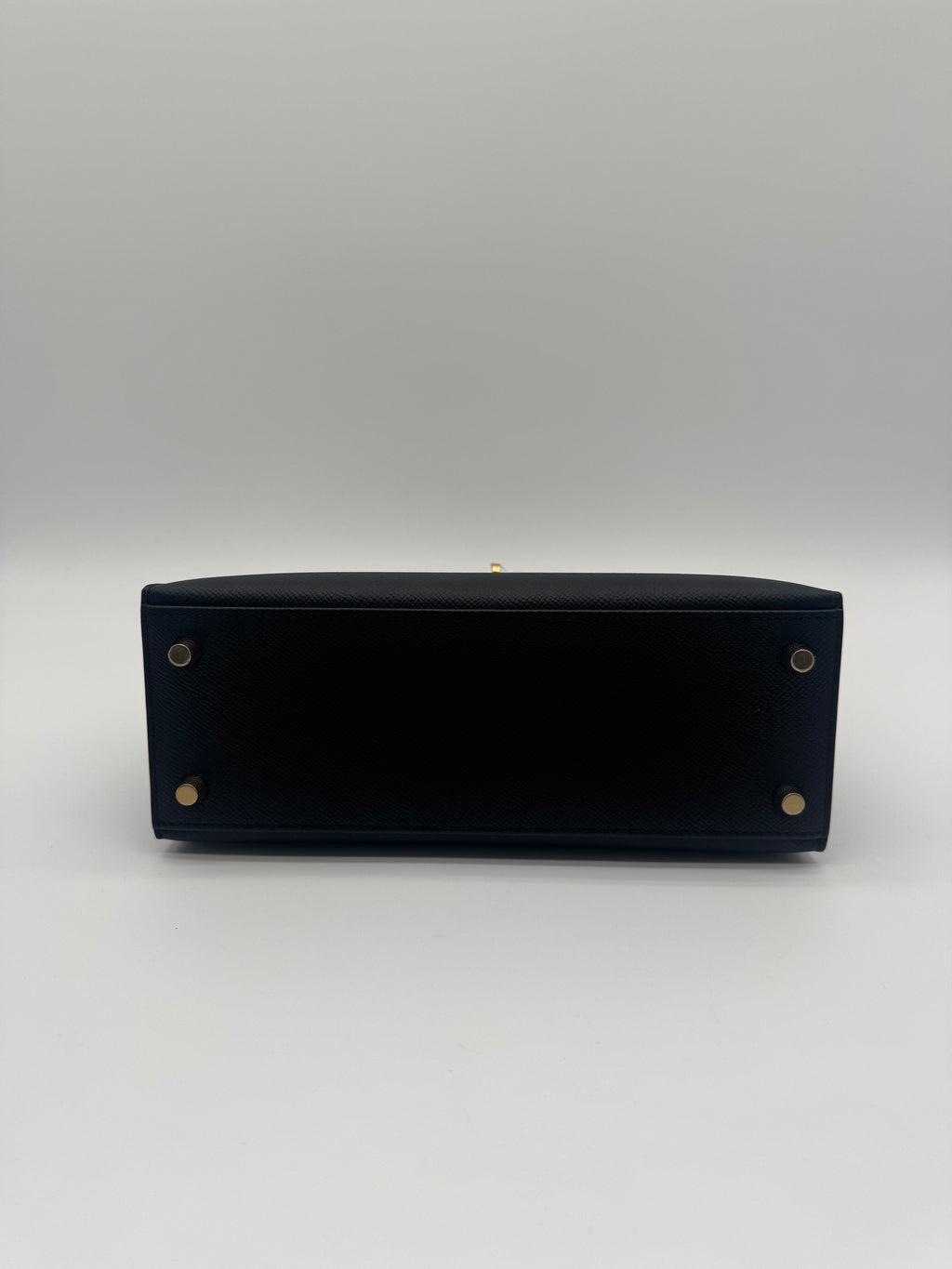 Hermès Kelly 25 Black Epsom Gold Hardware