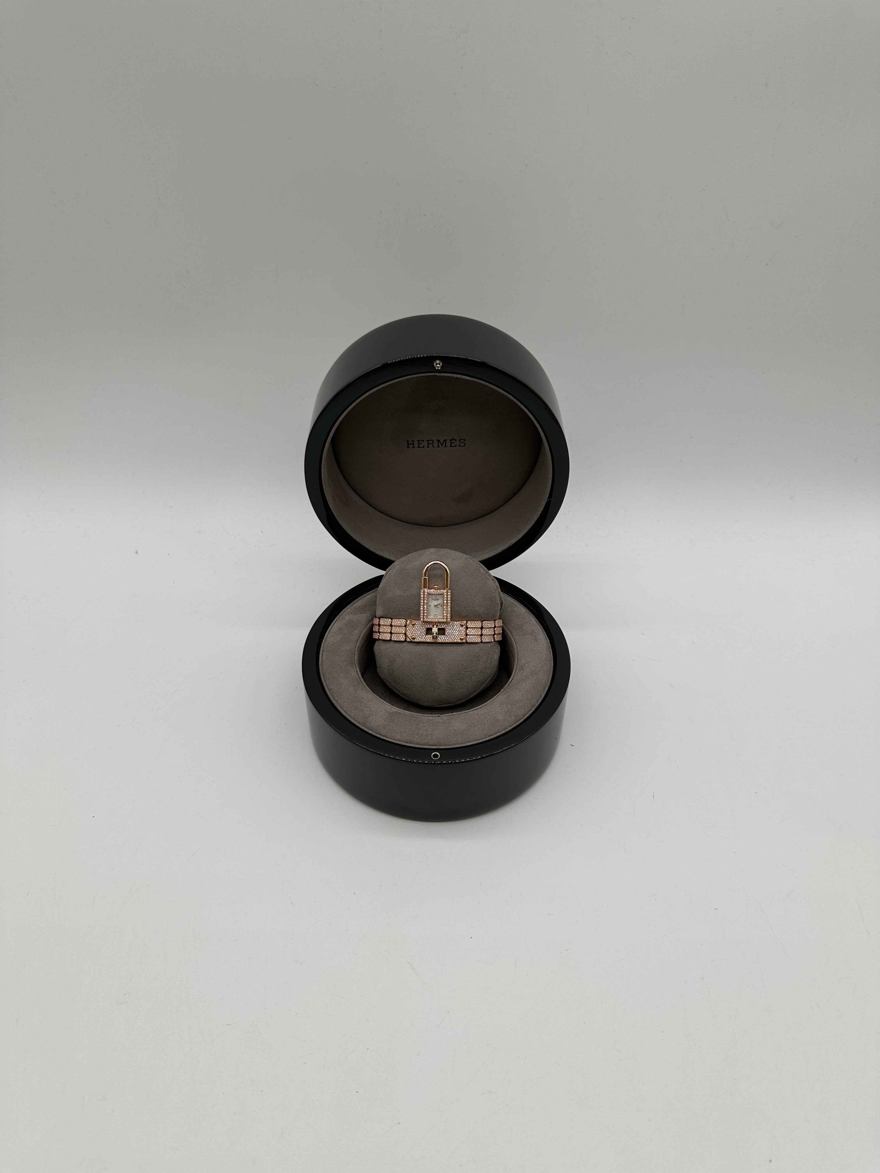 Hermès Kelly watch Mini model 16 mm Rose Gold 179 diamonds (0.889 ct)