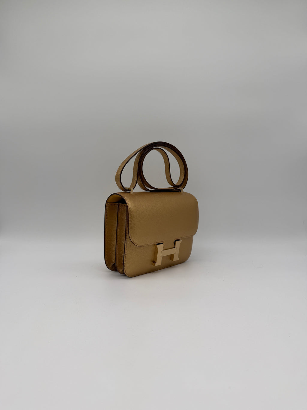 Hermès Constance 18 Dore Chevre Permabrass Hardware