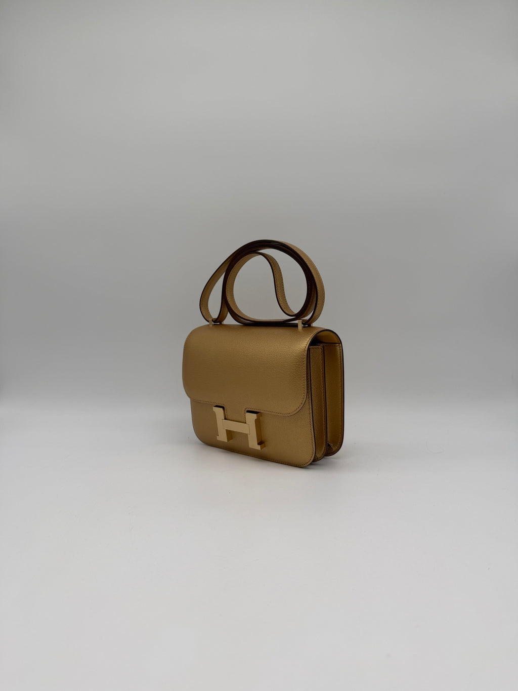 Hermès Constance 18 Dore Chevre Permabrass Hardware