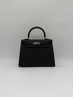 Hermès Kelly 25 Black Epsom Palladium Hardware